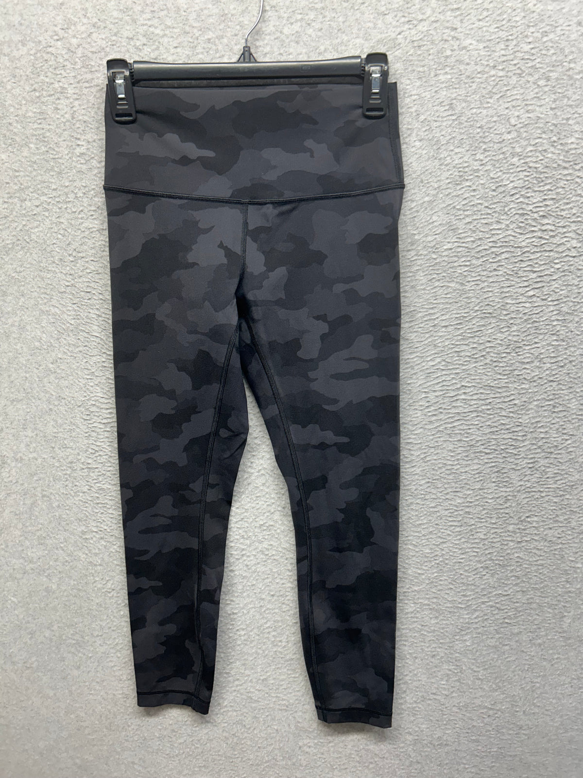 Lululemon Wunder Under High-Rise Tight 25" Full-On Luxtreme Size 6 Heritage 365 Camo Deep Coal Multi