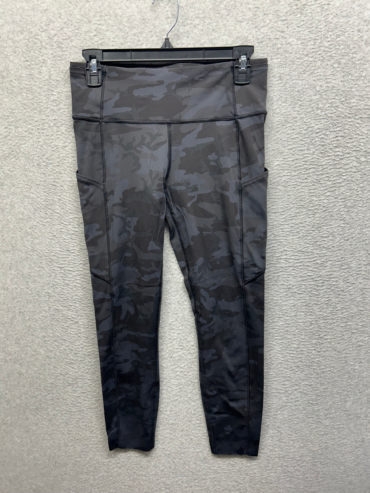 Lululemon Fast and Free Tight II 25" Non-Reflective Nulux Size 8 Heritage 365 Camo Deep Coal Multi