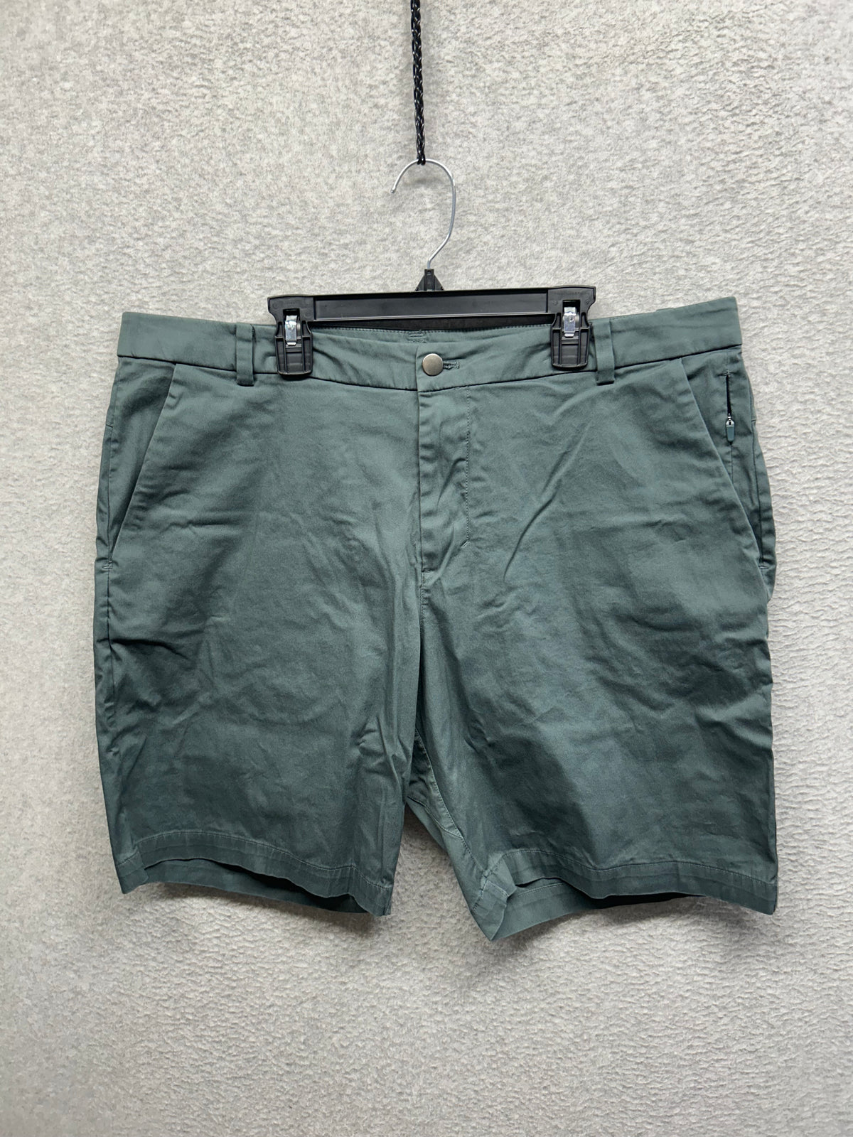 Lululemon Commission Short Slim Chino 9" Size 36 Melanite