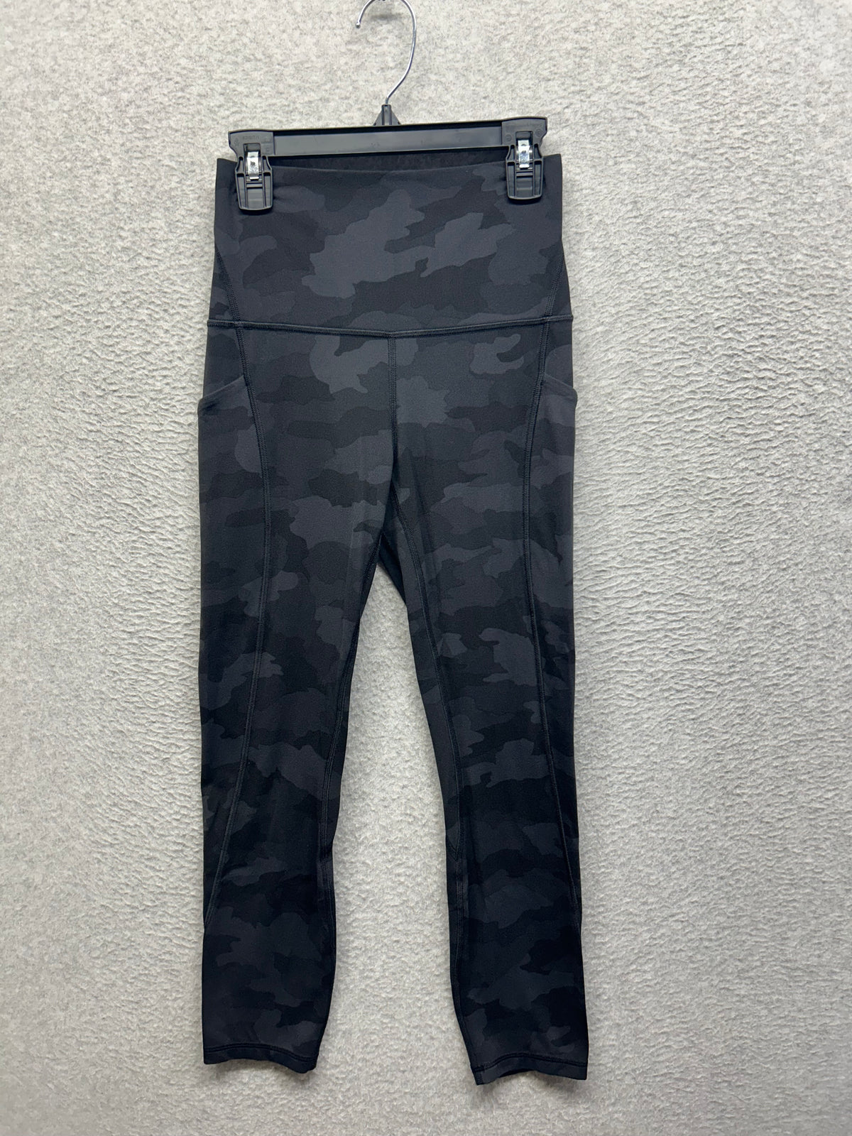 Lululemon Align High Rise Crop with Pockets 23" Size 4 Heritage 365 Camo Deep Coal Multi