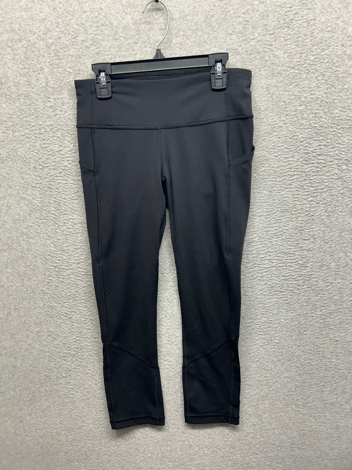Lululemon Pace Rival Crop Full-On Luxtreme 22" Size 4 Black