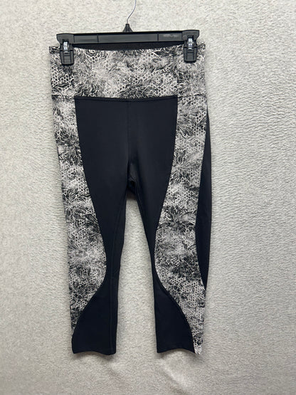 Lululemon Sweat & Repeat Crop 21" Size 8 Black / Serigraph Starlight Black Multi