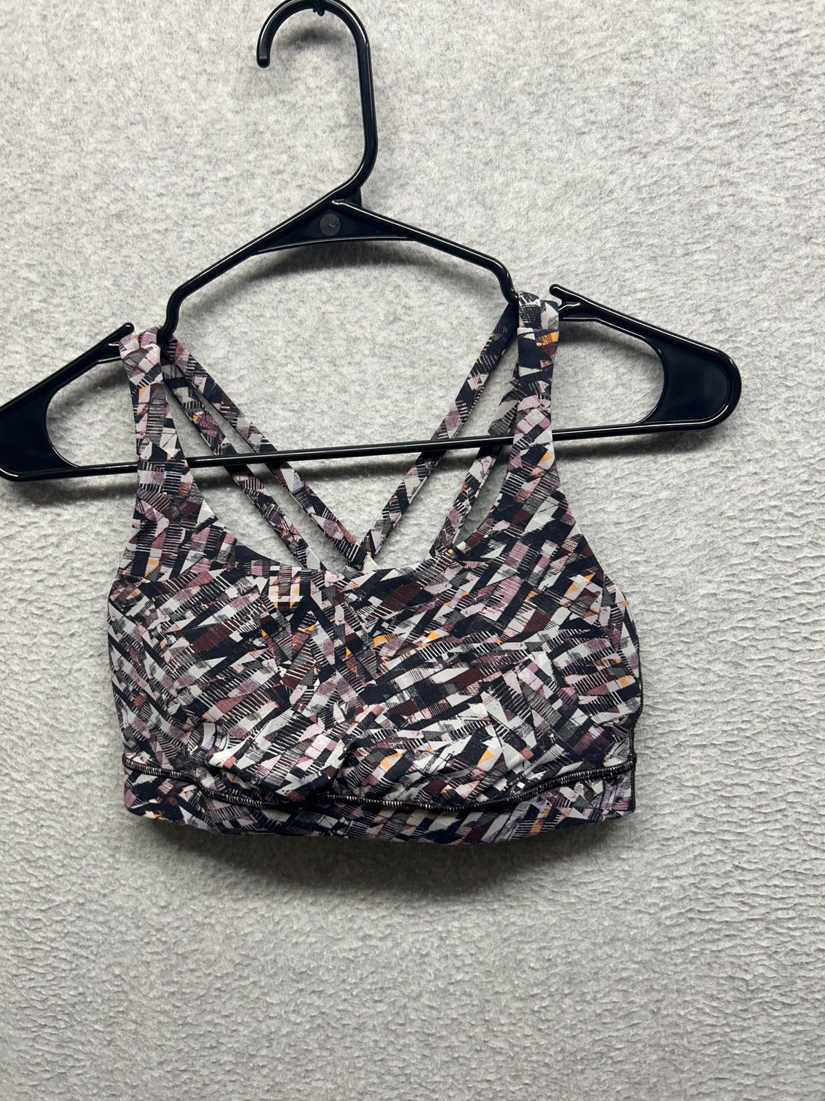 Lululemon Energy Bra Medium Support, B–D Cup Size 6 Kaleidoscopic Pink Multi