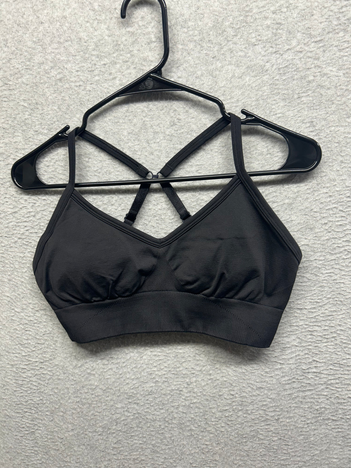 Lululemon Ebb to Street Bra C/D Cup Size 8 Black