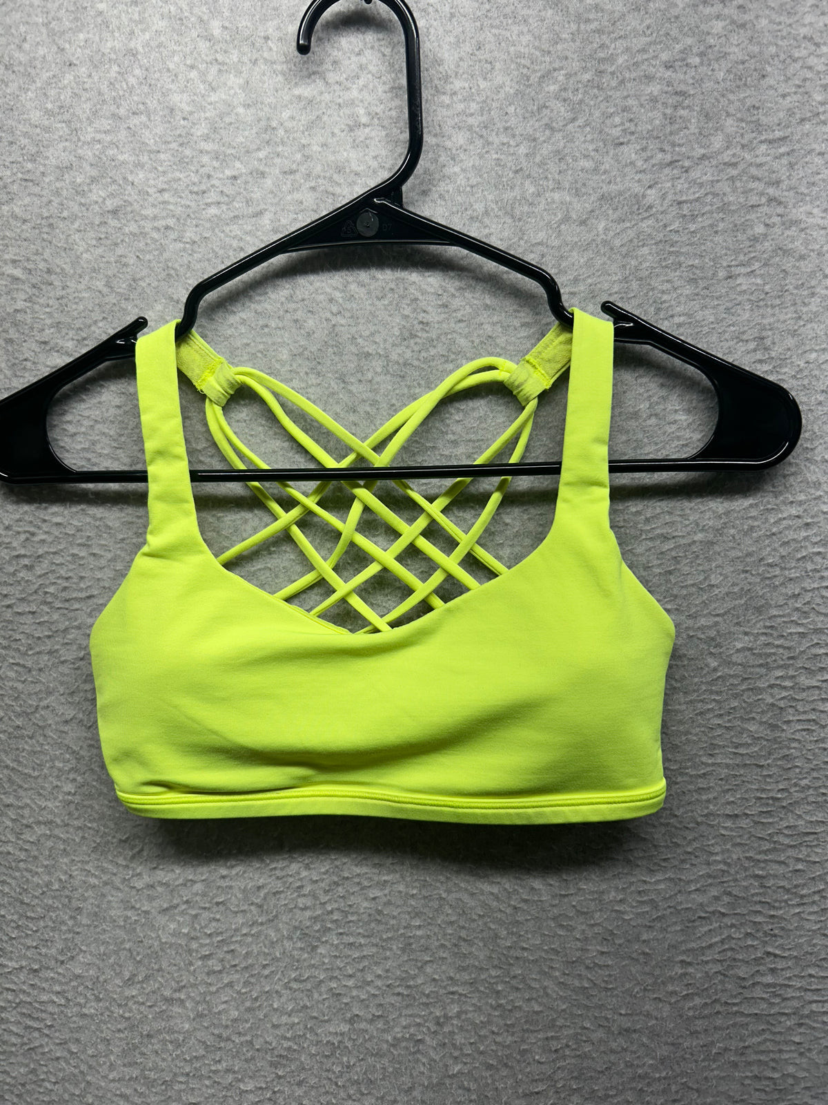 Lululemon Free To Be Bra Wild Light Support, A/B Cup Size 4 Highlight Yellow