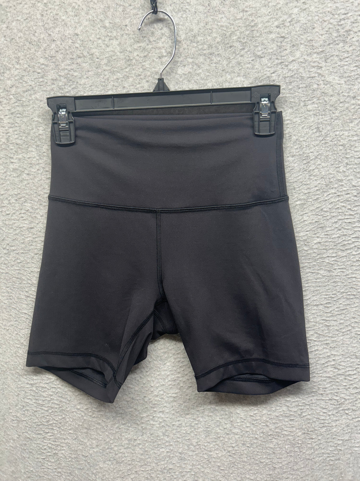 Lululemon Wunder Train High-Rise Short 6" Size 6 Black (First Release)