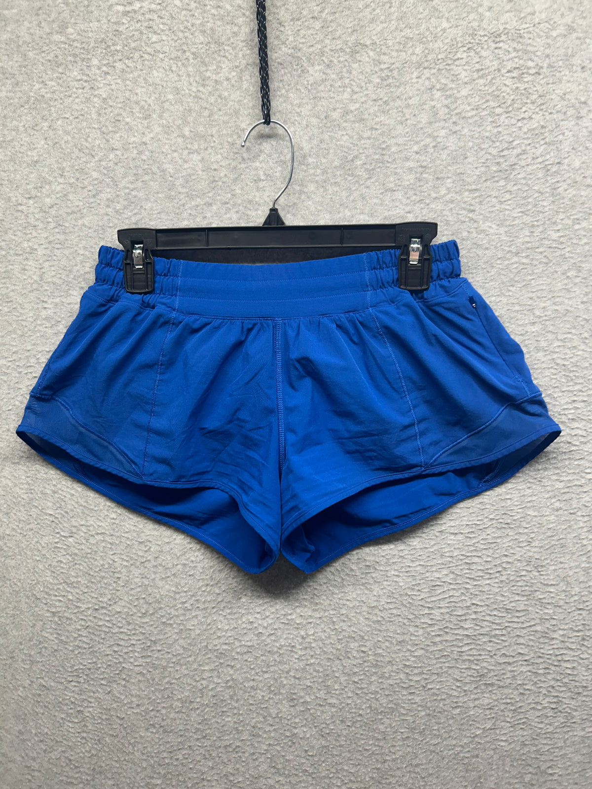 Lululemon Hotty Hot Low-Rise Lined Short 2.5" Size 8 Blazer Blue Tone