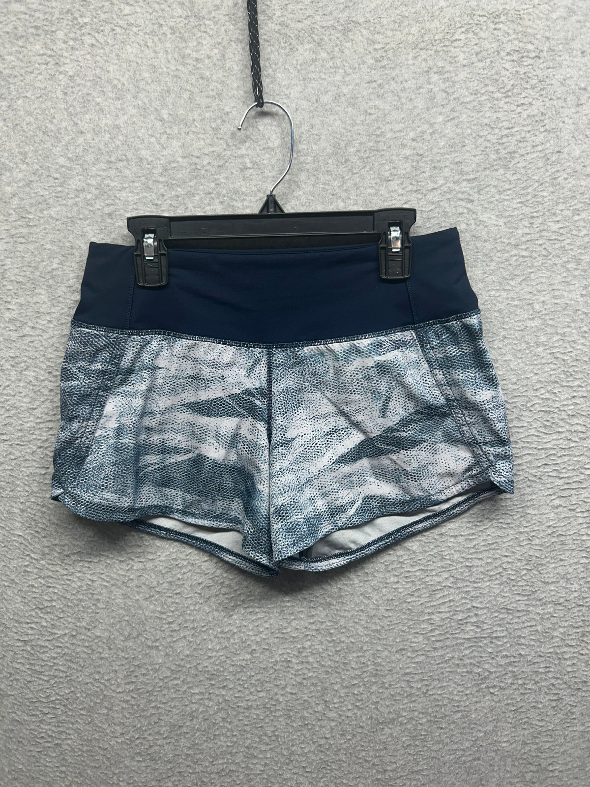 Lululemon Run Times Short II 4" Size 2 Mesh Scape Multi / True Navy