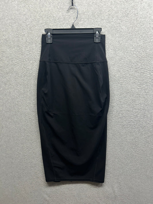 Lululemon Nulu Slim-Fit High-Rise Skirt Size 4 Black