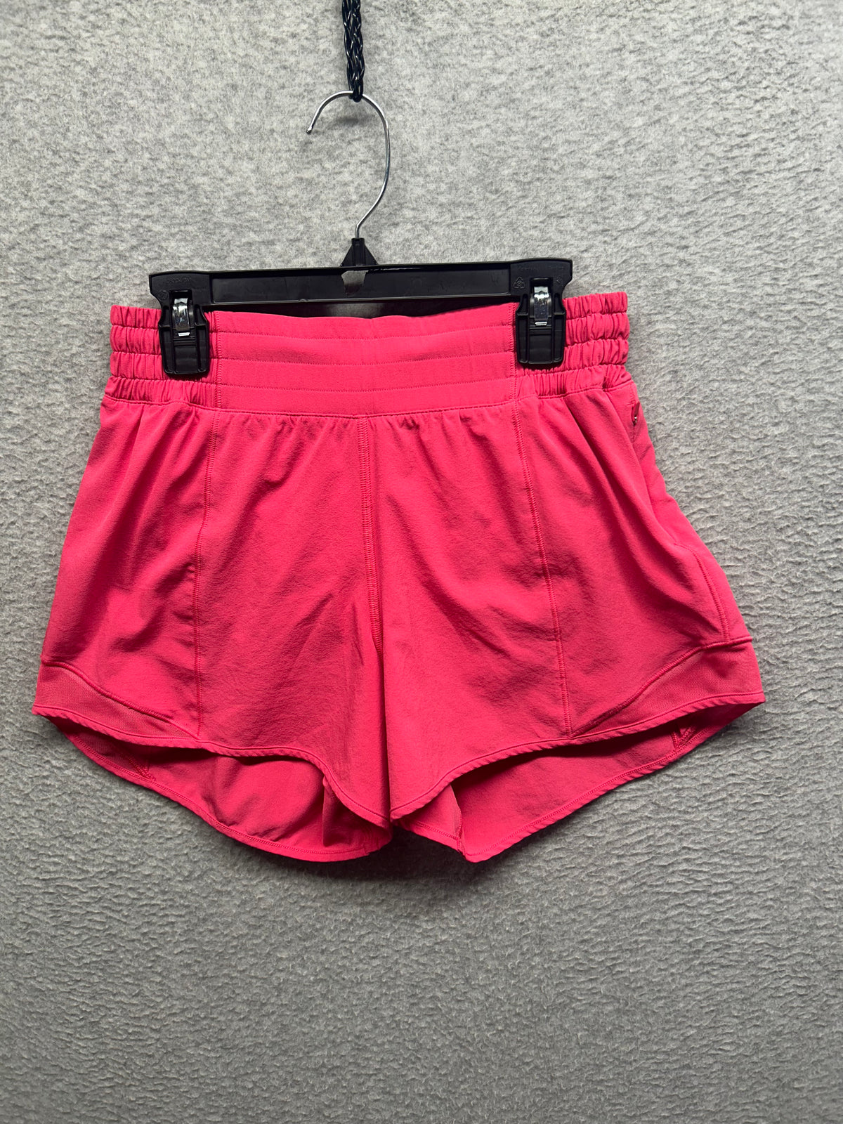 Lululemon Hotty Hot High-Rise Lined Short 4" Size 4 Lip Gloss