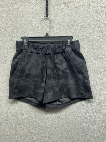 Lululemon On the Fly Short 2.5" Size 2 Incognito Camo Multi Grey