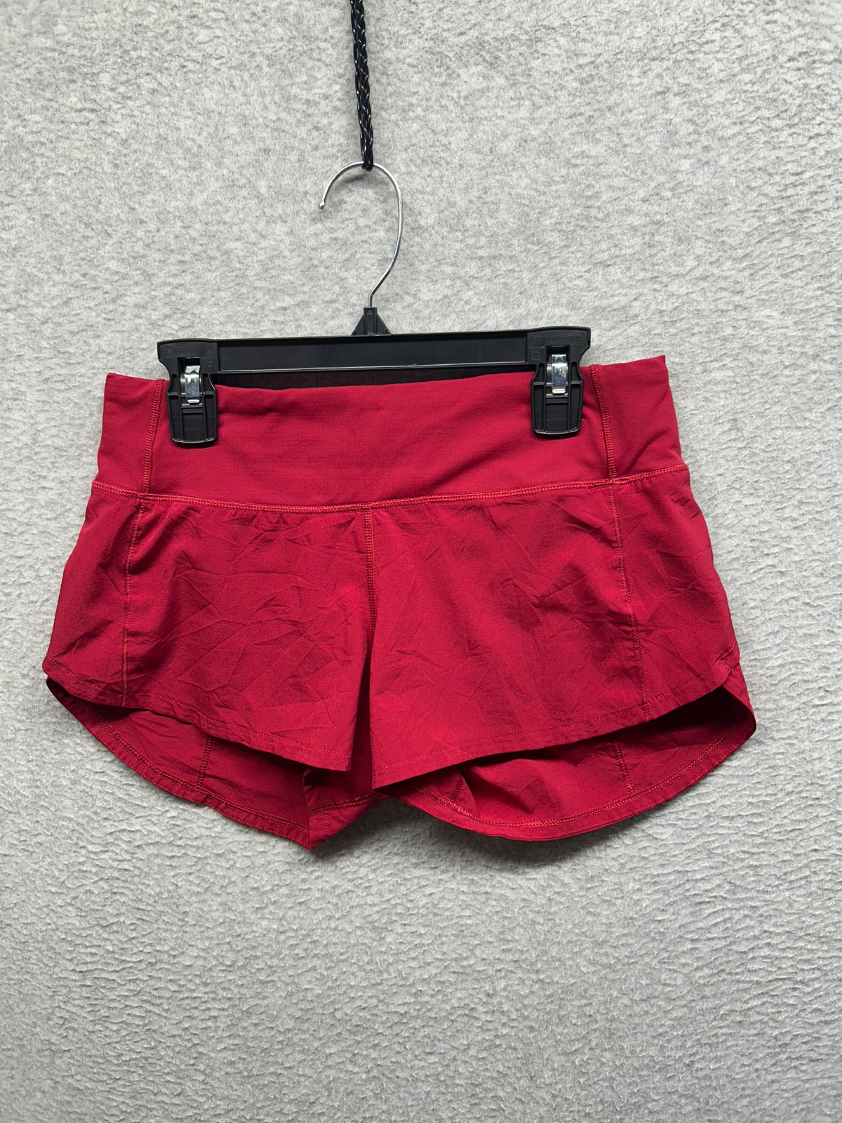 Lululemon Speed Up Short 2.5" Size 2 Scarlet