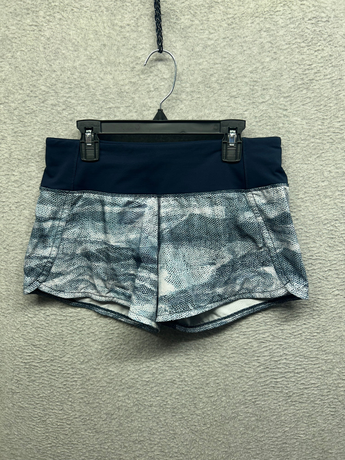 Lululemon Run Times Short II 4" Size 4 Mesh Scape Multi / True Navy