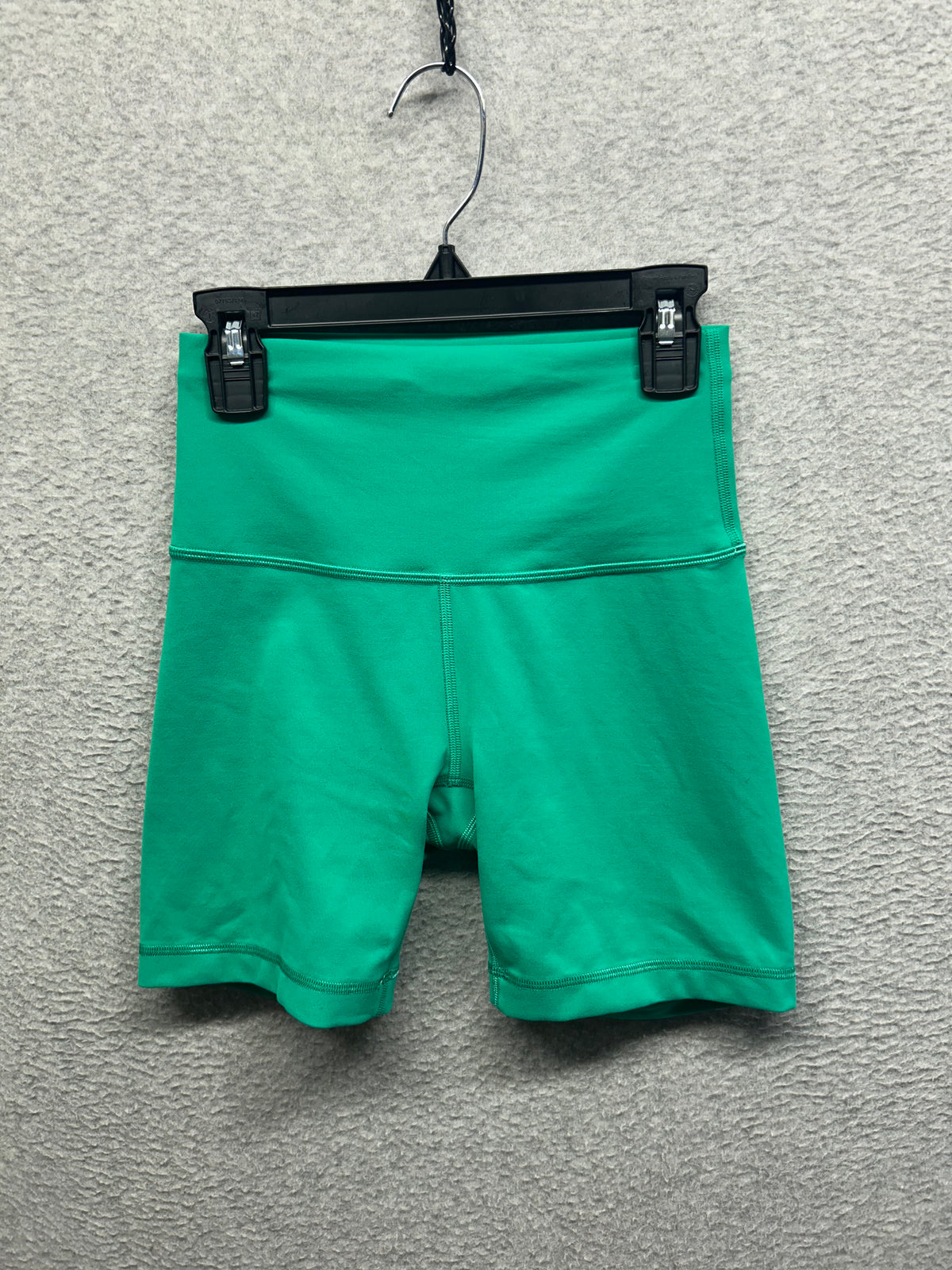 Lululemon Wunder Train High-Rise Short 6" Size 4 Kelly Green