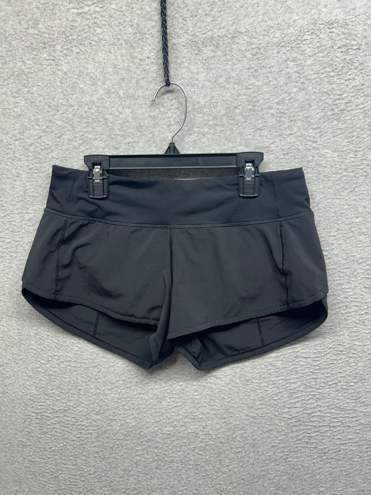 Lululemon Speed Up Short 2.5" Size 4 Black