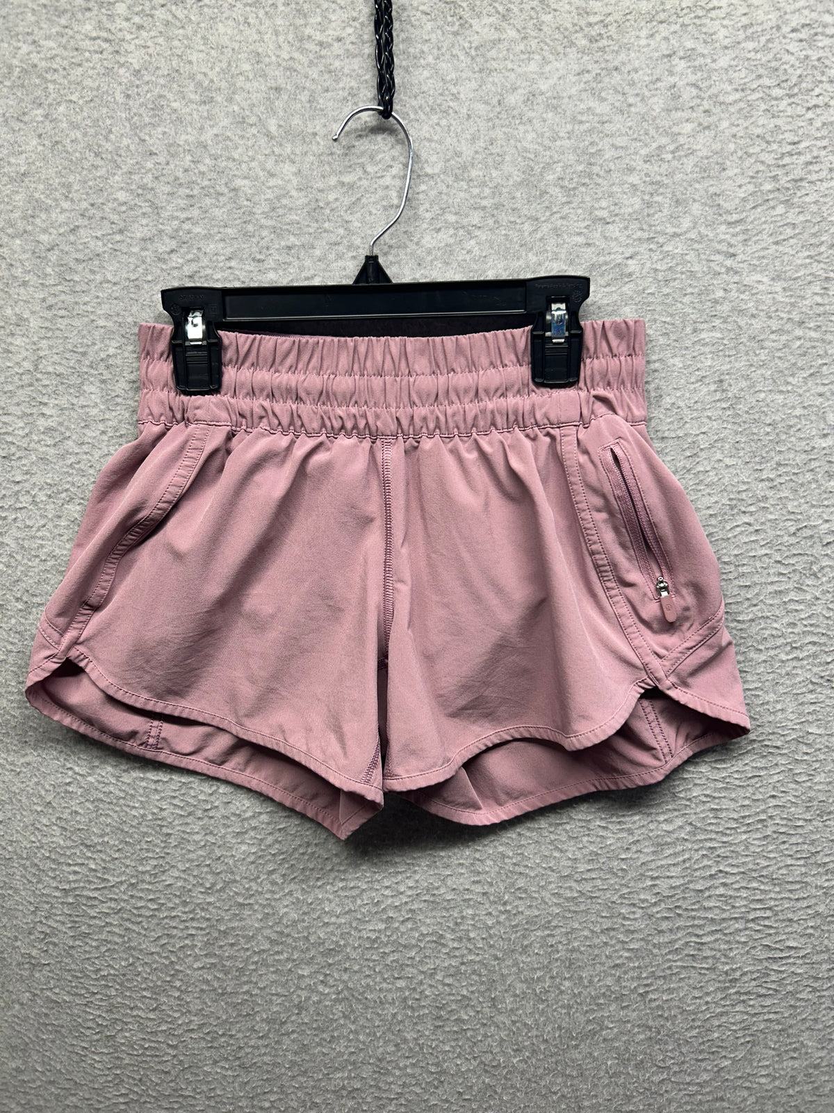Lululemon Tracker Short V 4" Size 4 Violet Verbena