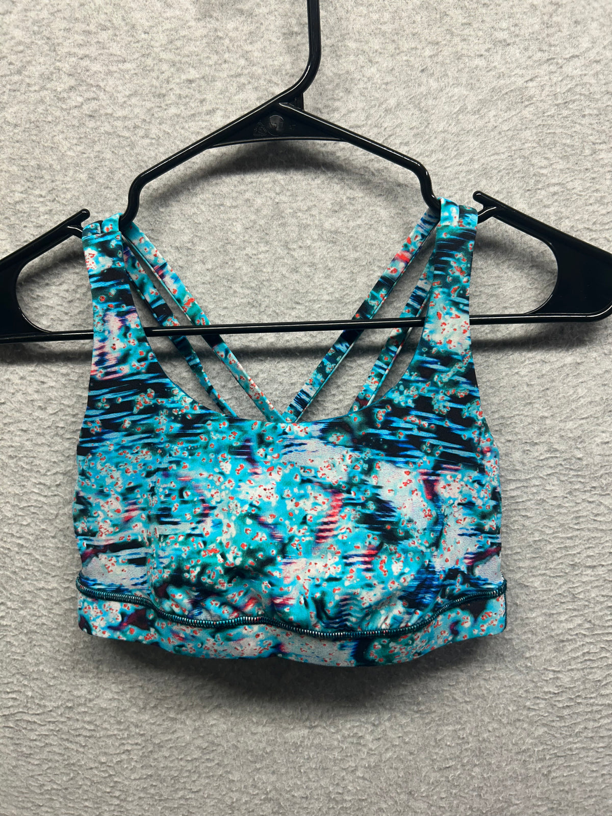 Lululemon Energy Bra Size 6 Quick Start Multi