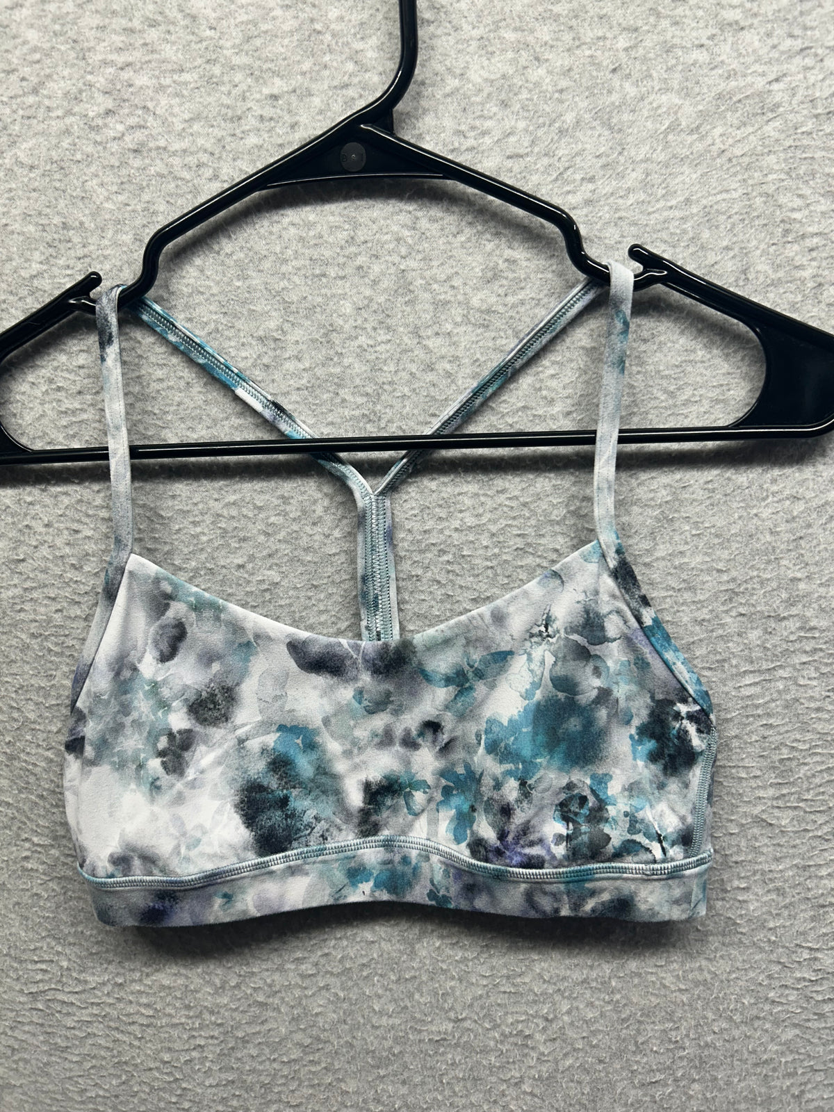 Lululemon Flow Y Bra Nulu Size 6 Kaleidofloral Multi