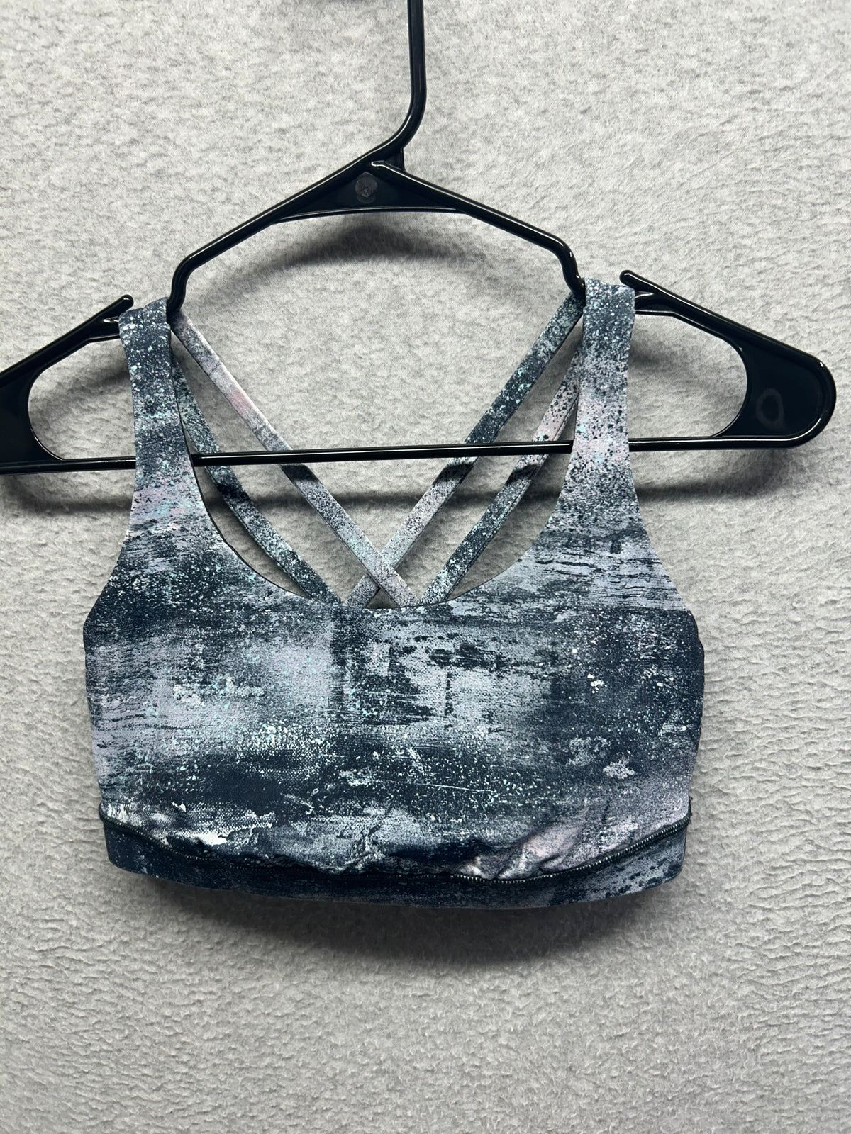 Lululemon Energy Bra Size 8 Vitalize Multi
