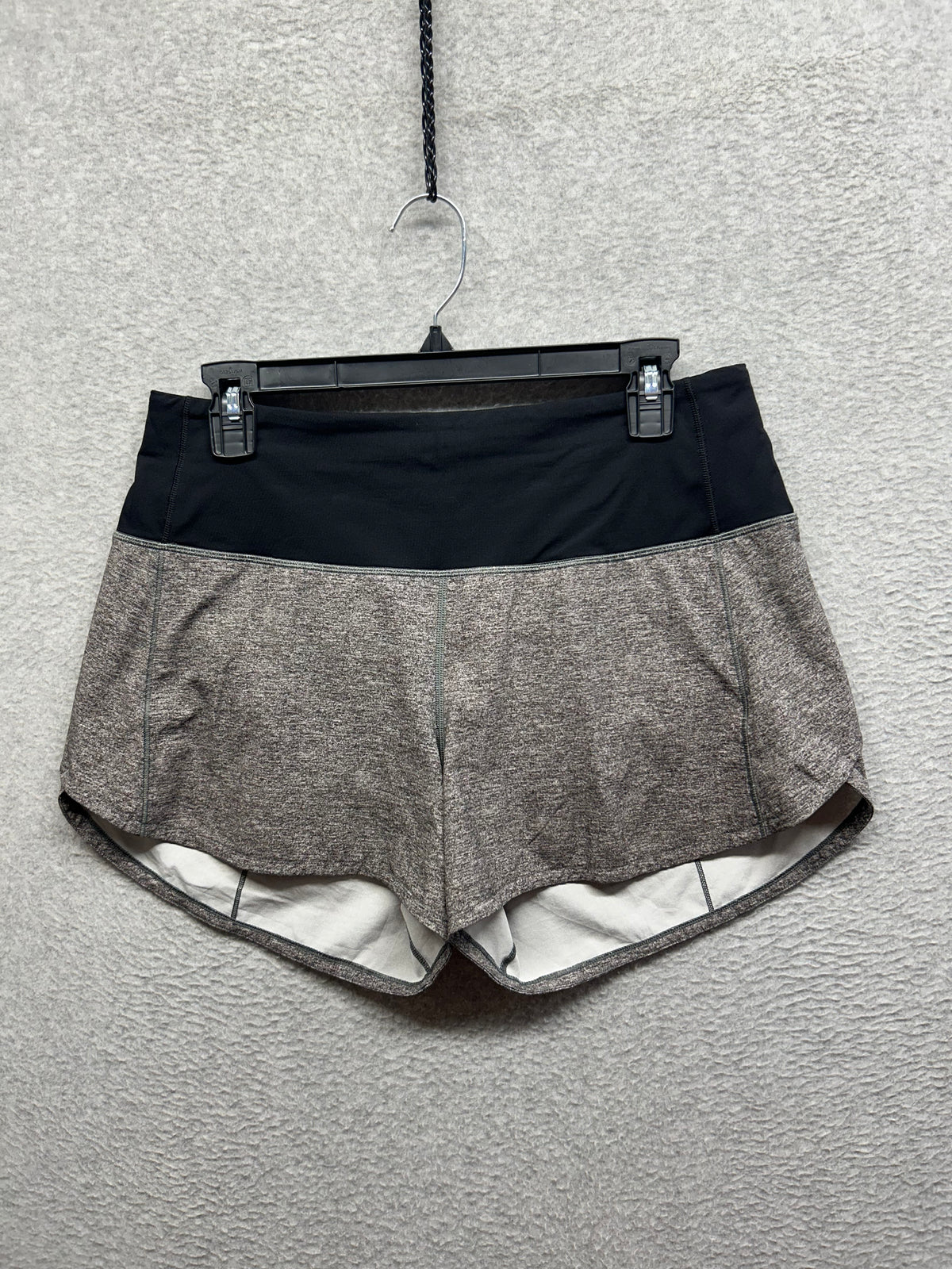 Lululemon Speed Up High-Rise Short 4" Long Size 8 Heather Lux Multi Black / Black