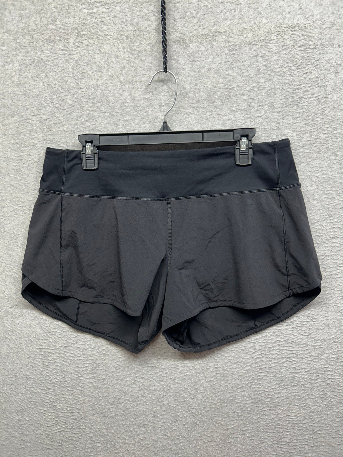 Lululemon Speed Up Mid-Rise Short 4" Size 10 Black