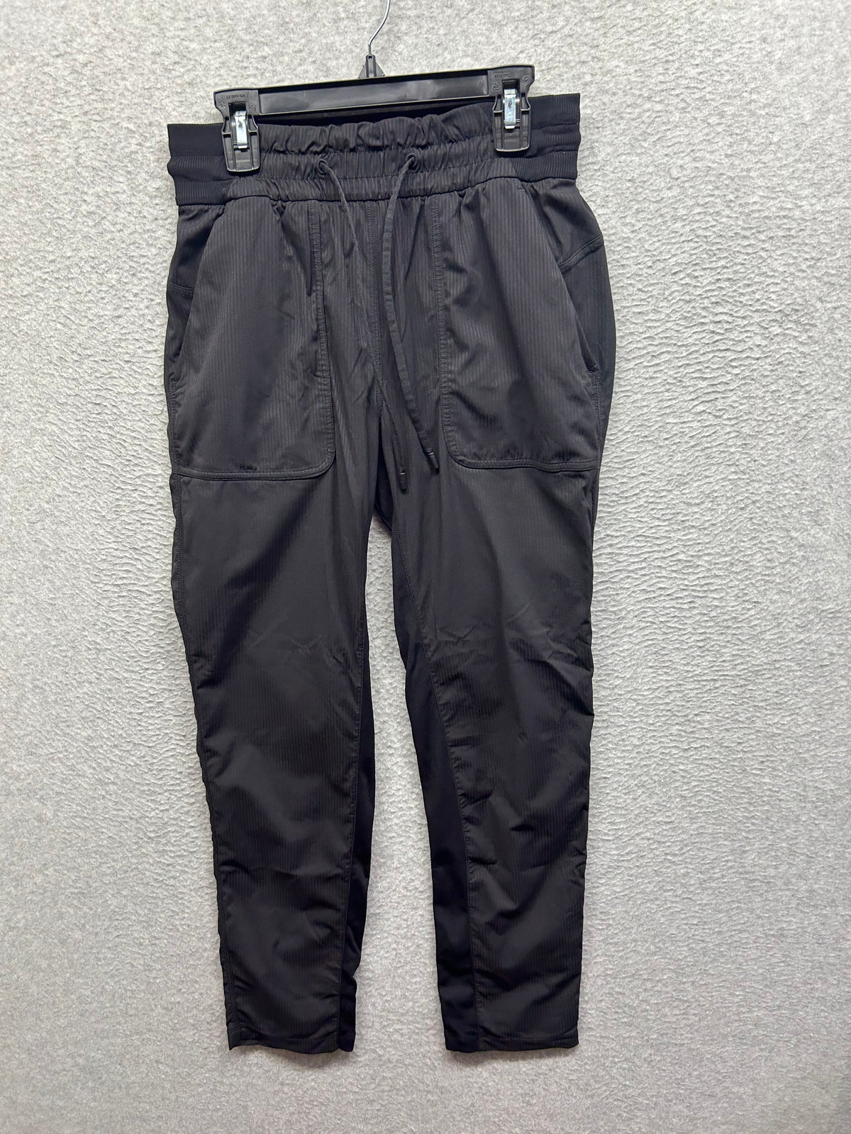 Lululemon Beyond the Studio Pant Slim Size 4 Black