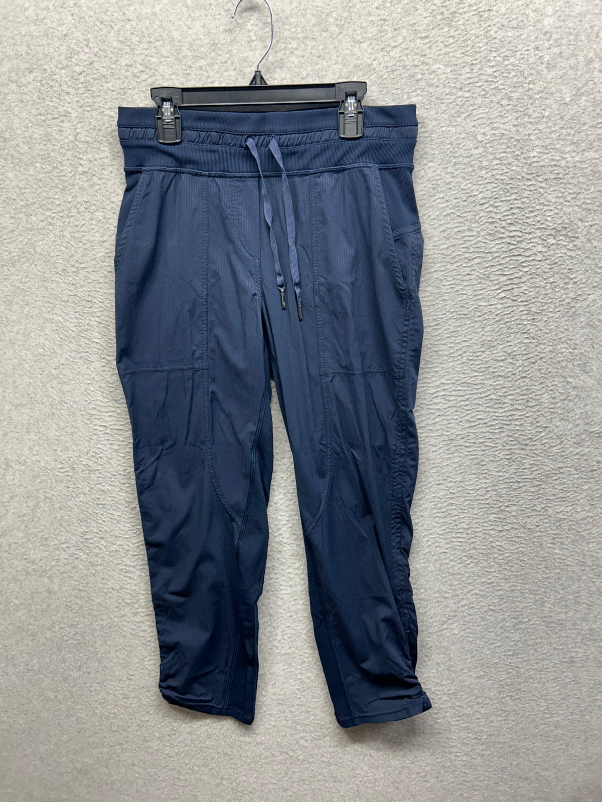 Lululemon Dance Studio Crop II Unlined 20" Size 4 True Navy