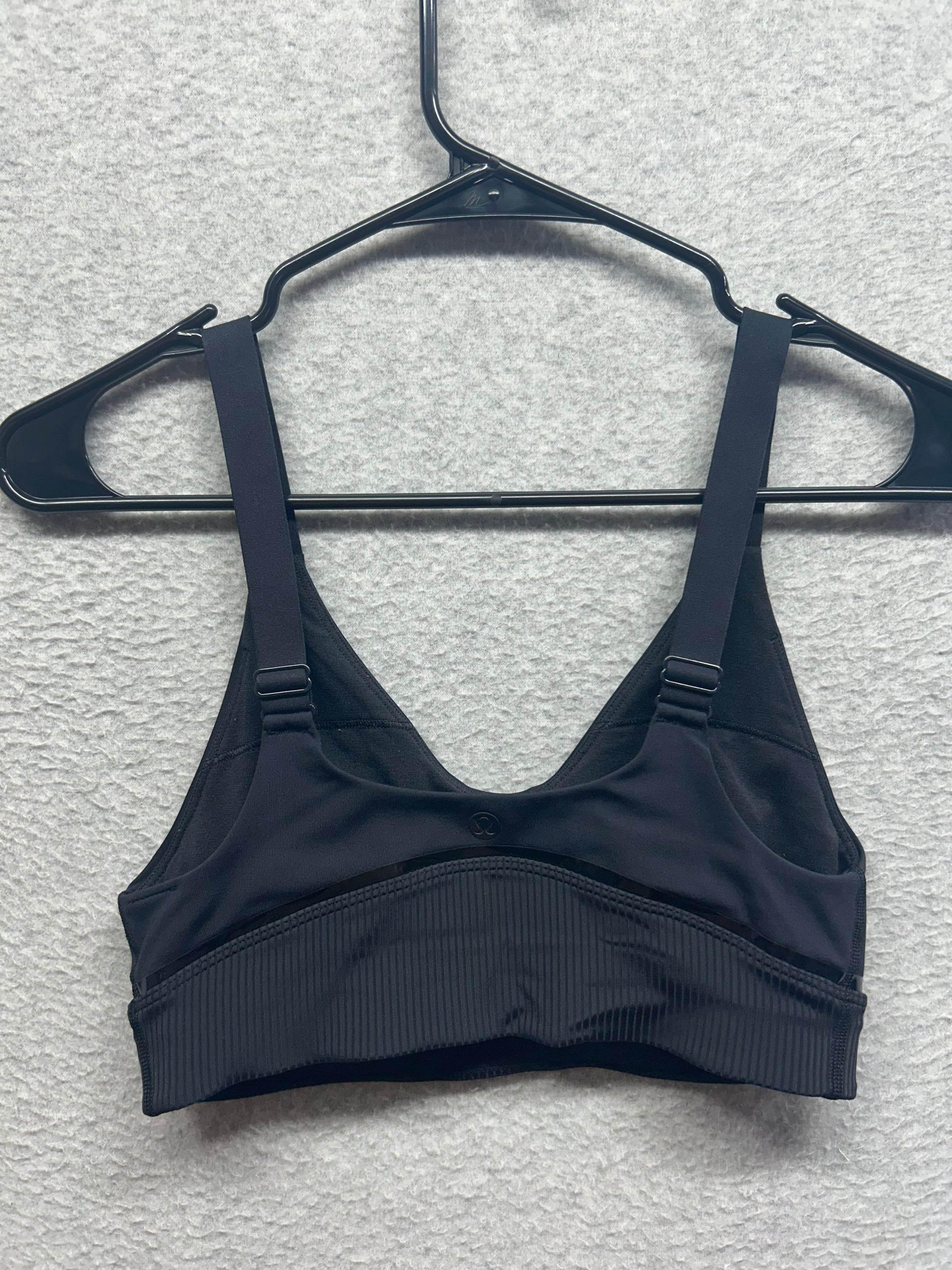 Lululemon Radiant Motion Bra Medium Support, B/C Cups Size 6 Black