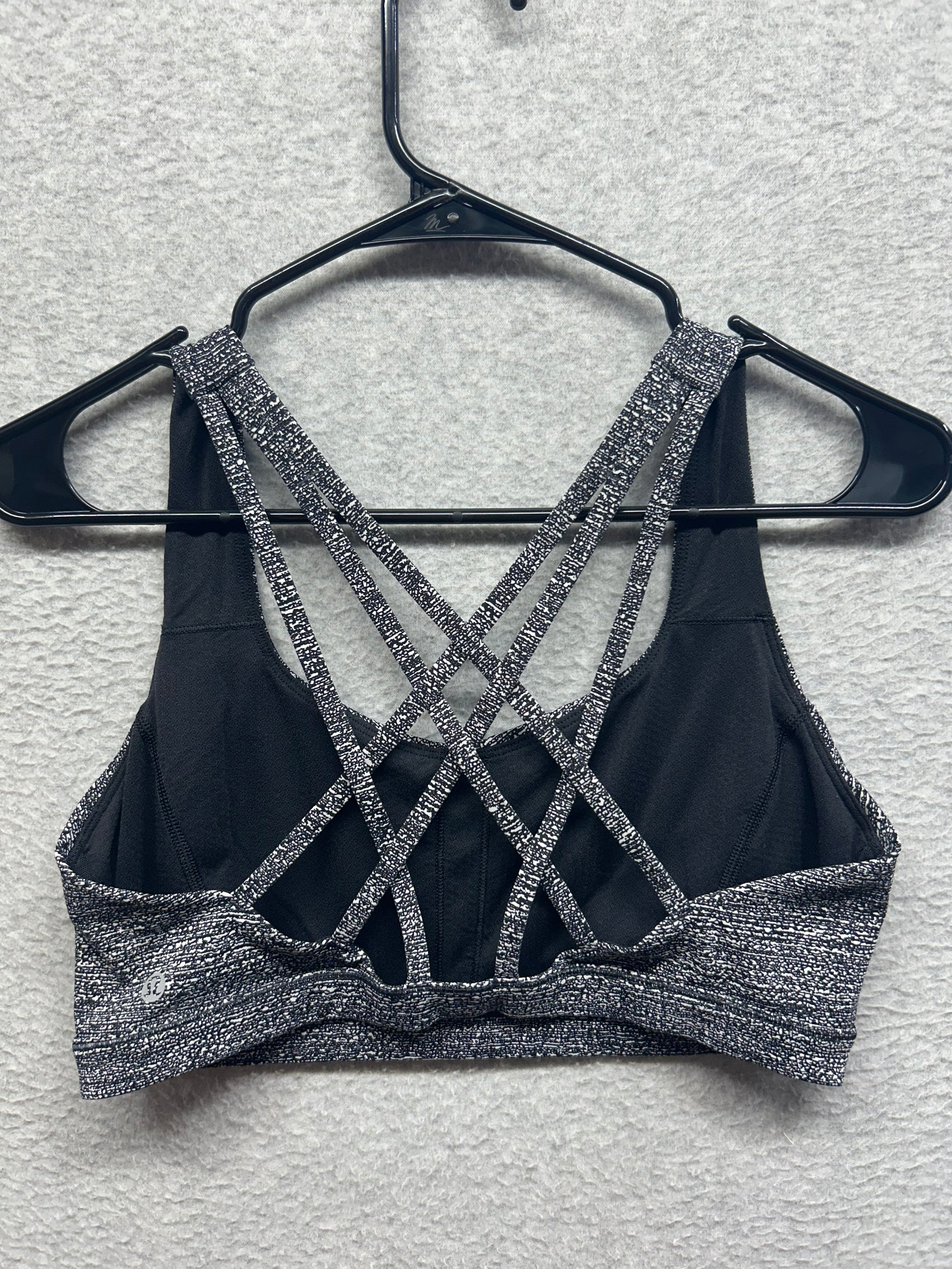 Lululemon Free To Be Serene Bra Size 10 Salt Alpine White Black