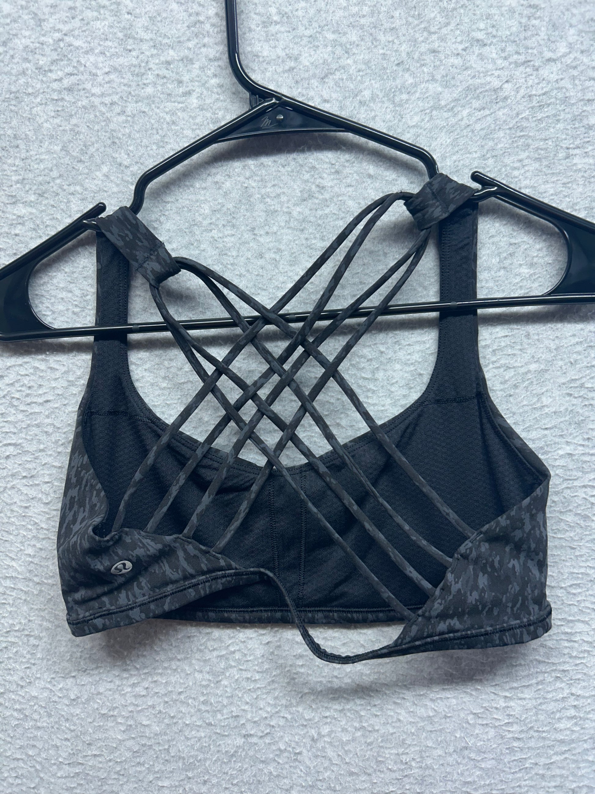 Lululemon Free to Be Bra Size 10 Wild Light Support, A/B Cup - Leopard Camo Deep Coal Multi