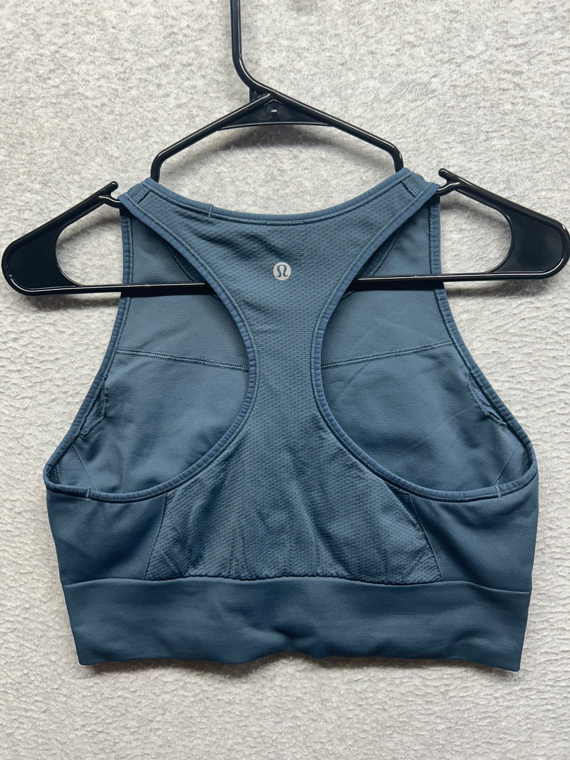 Lululemon Ebb to Train Bra Medium Support, C/D Cup Size 12 Iron Blue