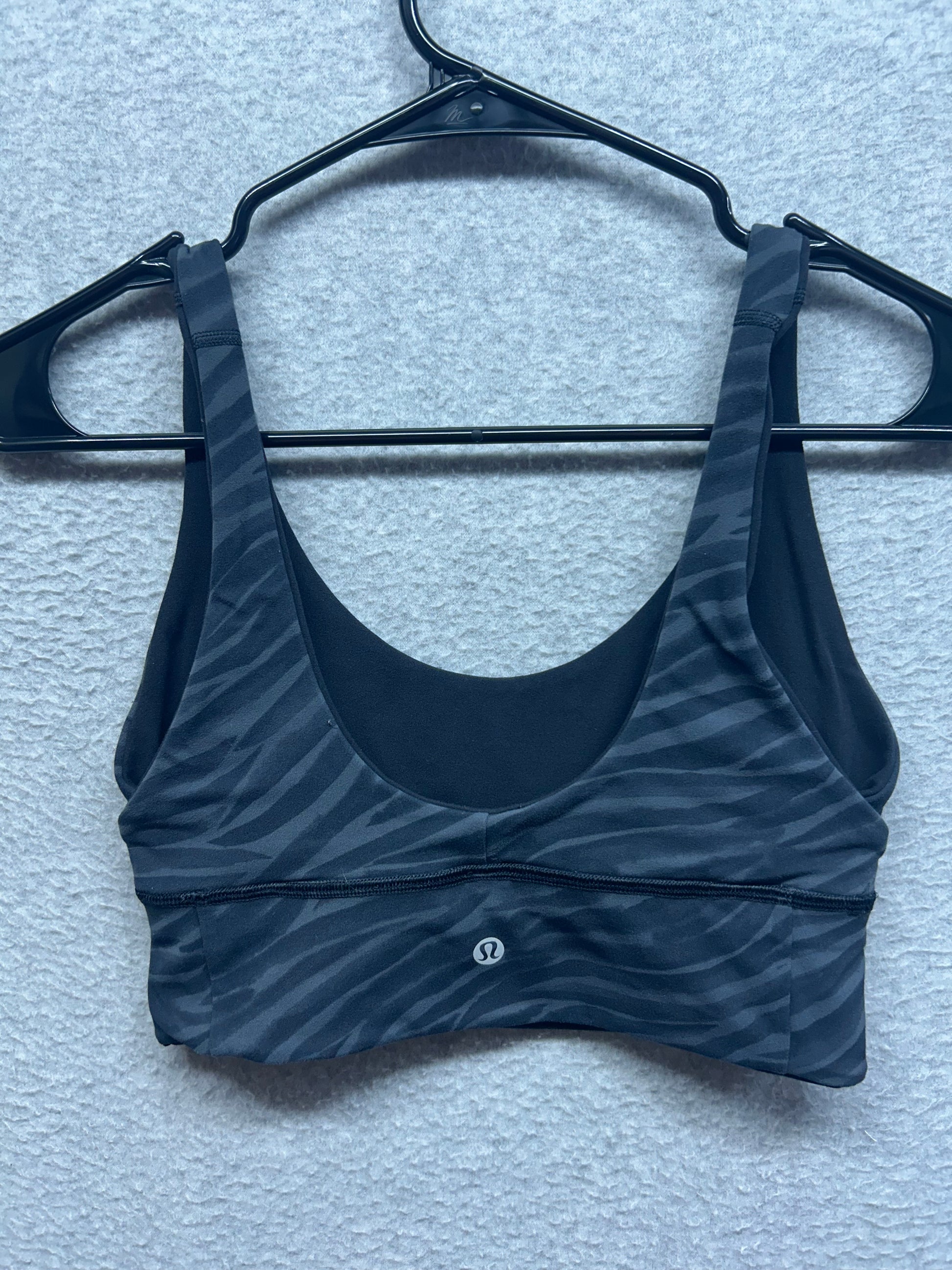 Lululemon Align Reversible Bra Light Support, A/B Cups Size 4 Black / Le Tigre Camo Deep Coal Multi