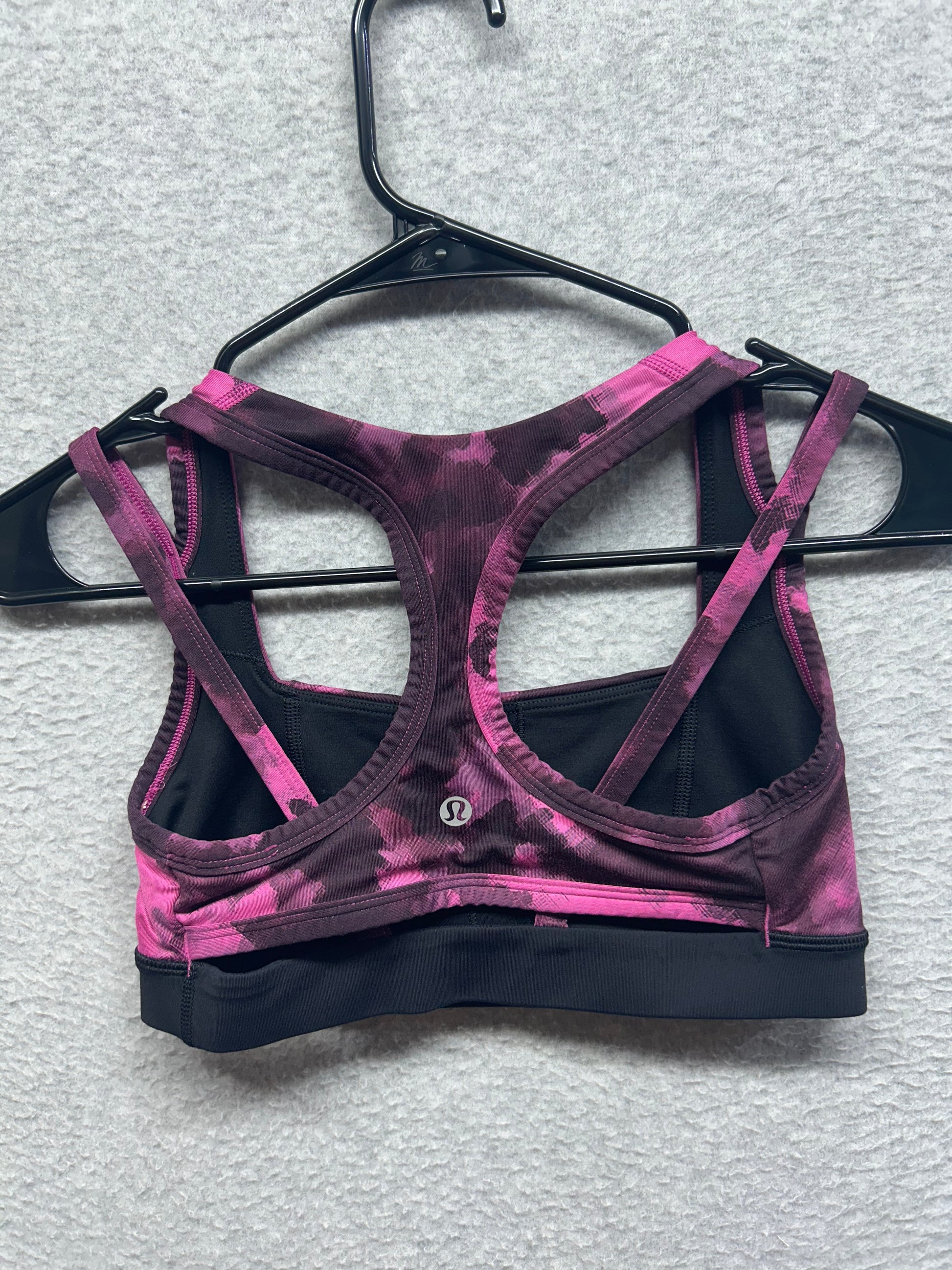 Lululemon Splendour Bra Size 4 Blooming Pixie Raspberry Black / Black