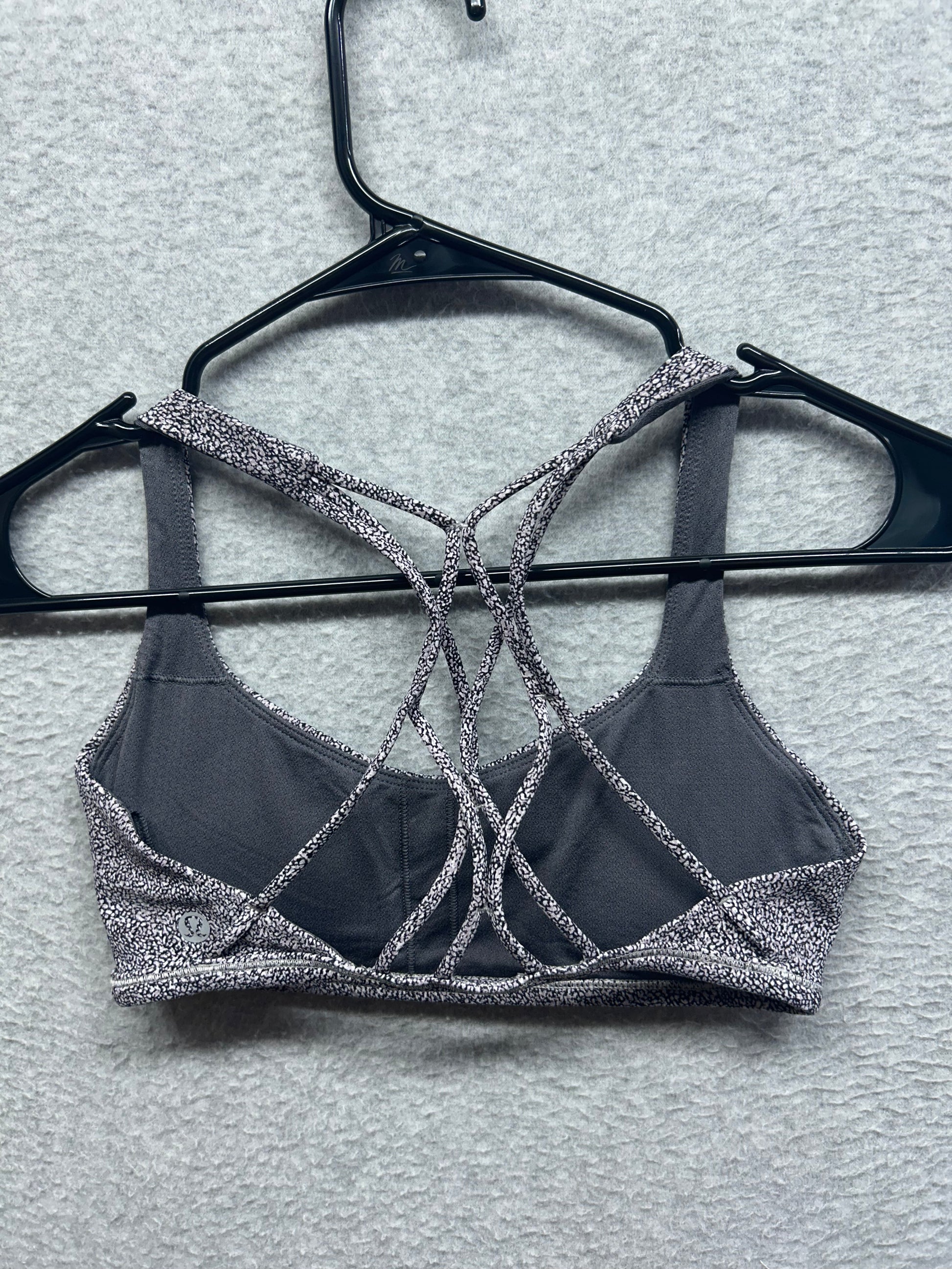 Lululemon Free To Be Zen Bra Size 4 Sea Spray Alpine White Dark Chrome