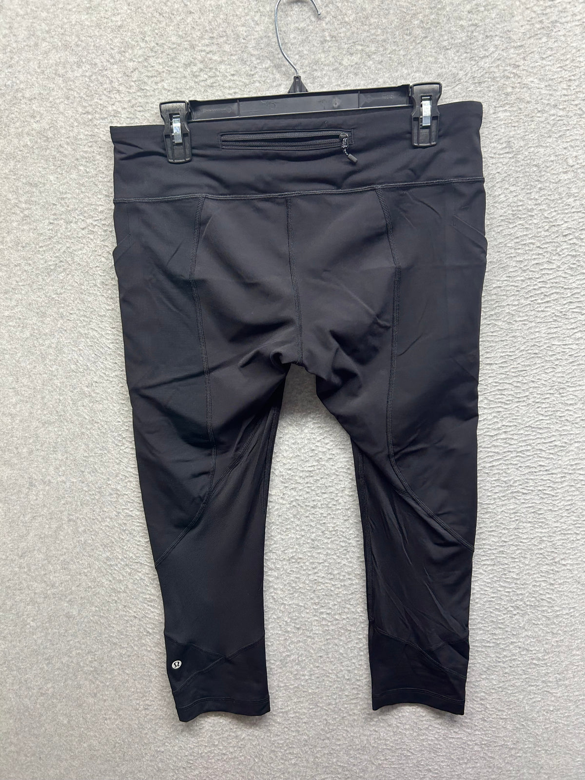 Lululemon Pace Rival Crop 22" Size 10 Black