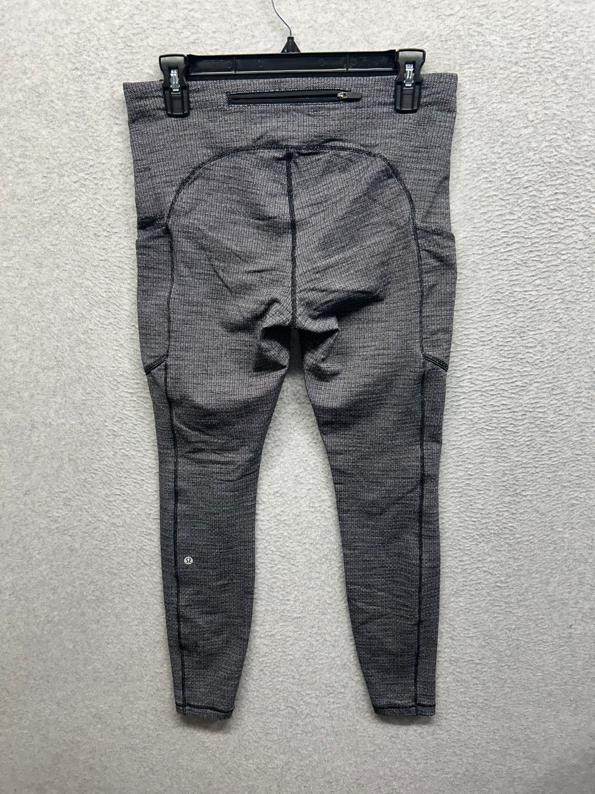 Lululemon Speed Up Tight 28" Full-On Luxtreme Size 10 Luon Variegated Knit Black Heathered Black