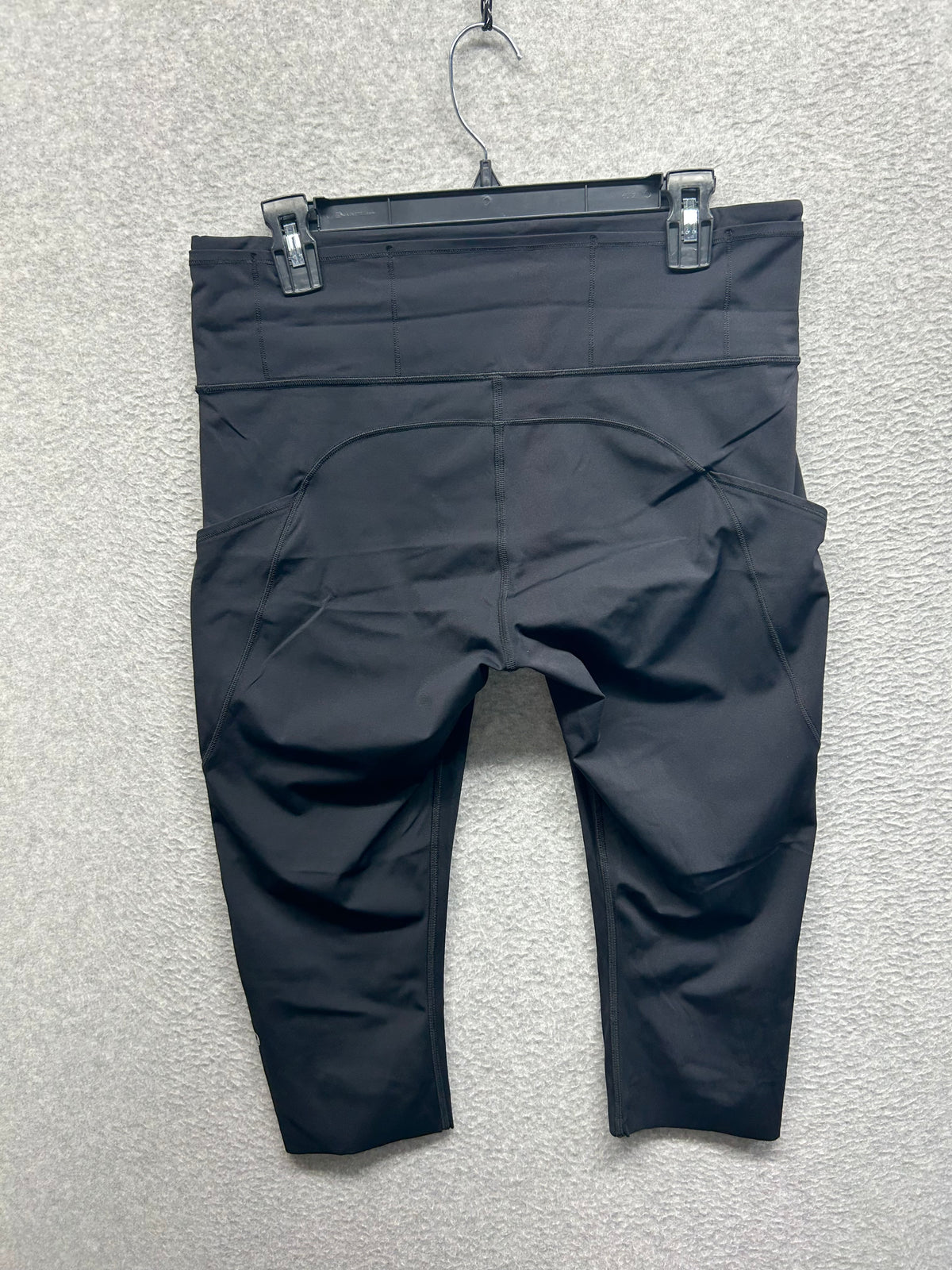 Lululemon Fast & Free Crop II Nulux 19" Size 12 Black