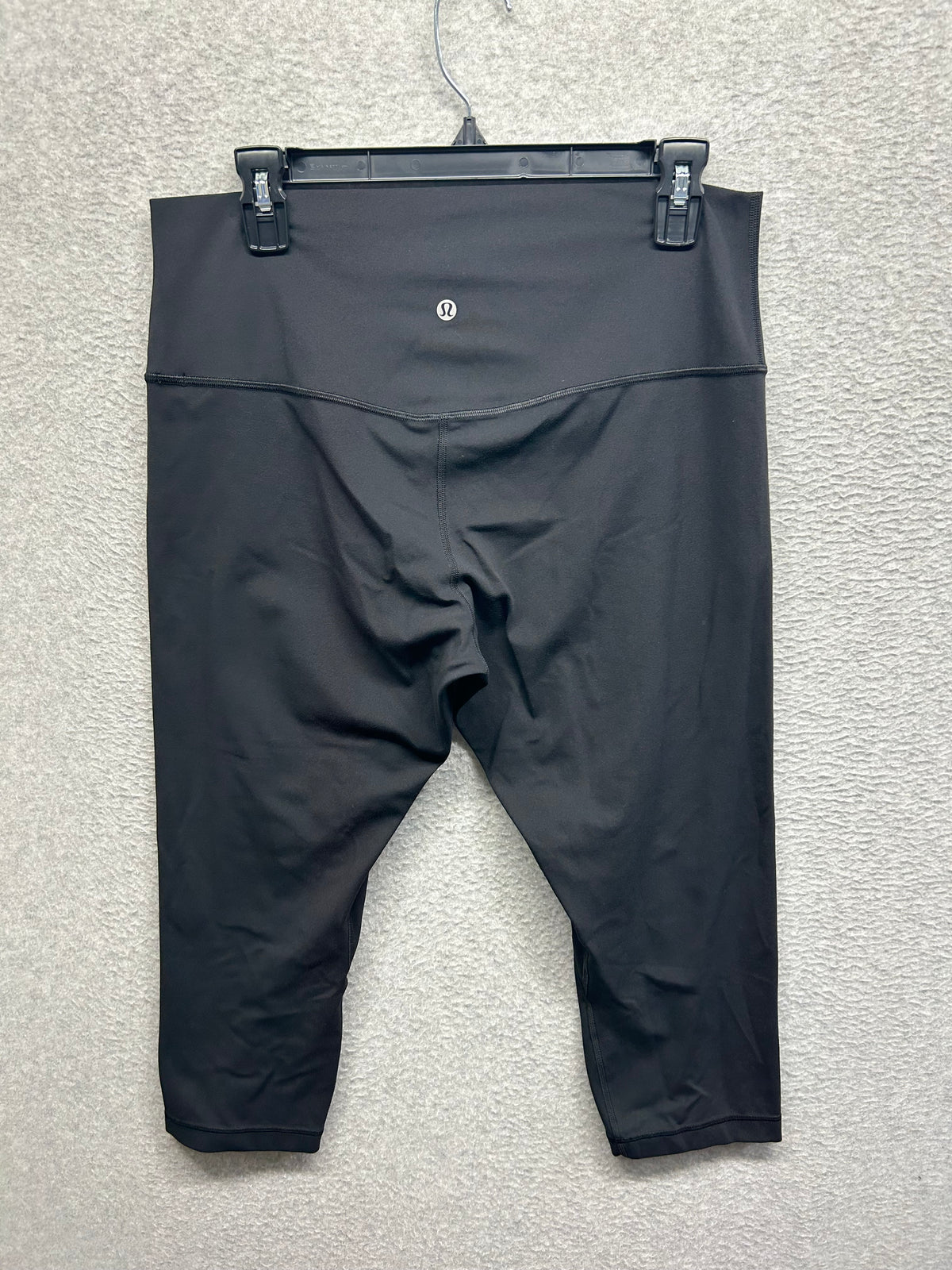 Lululemon Align Crop 21" Size 14 Black