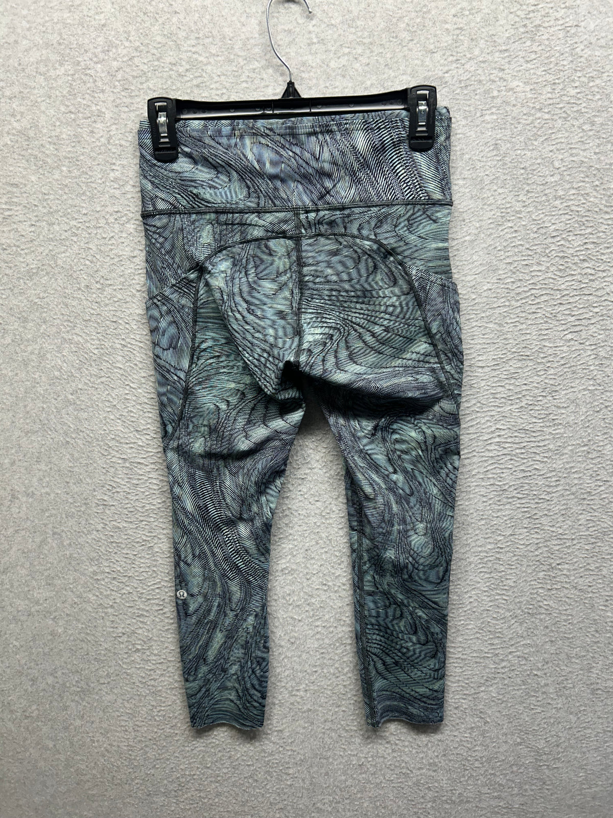 Lululemon Fast and Free High Rise Crop 23" Size 6 Dimensional Icing Blue Multi