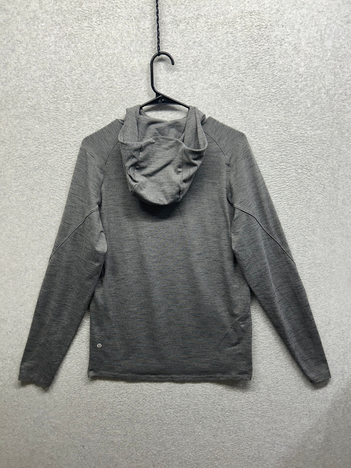 Lululemon Lightweight Hooide Size Medium Gray