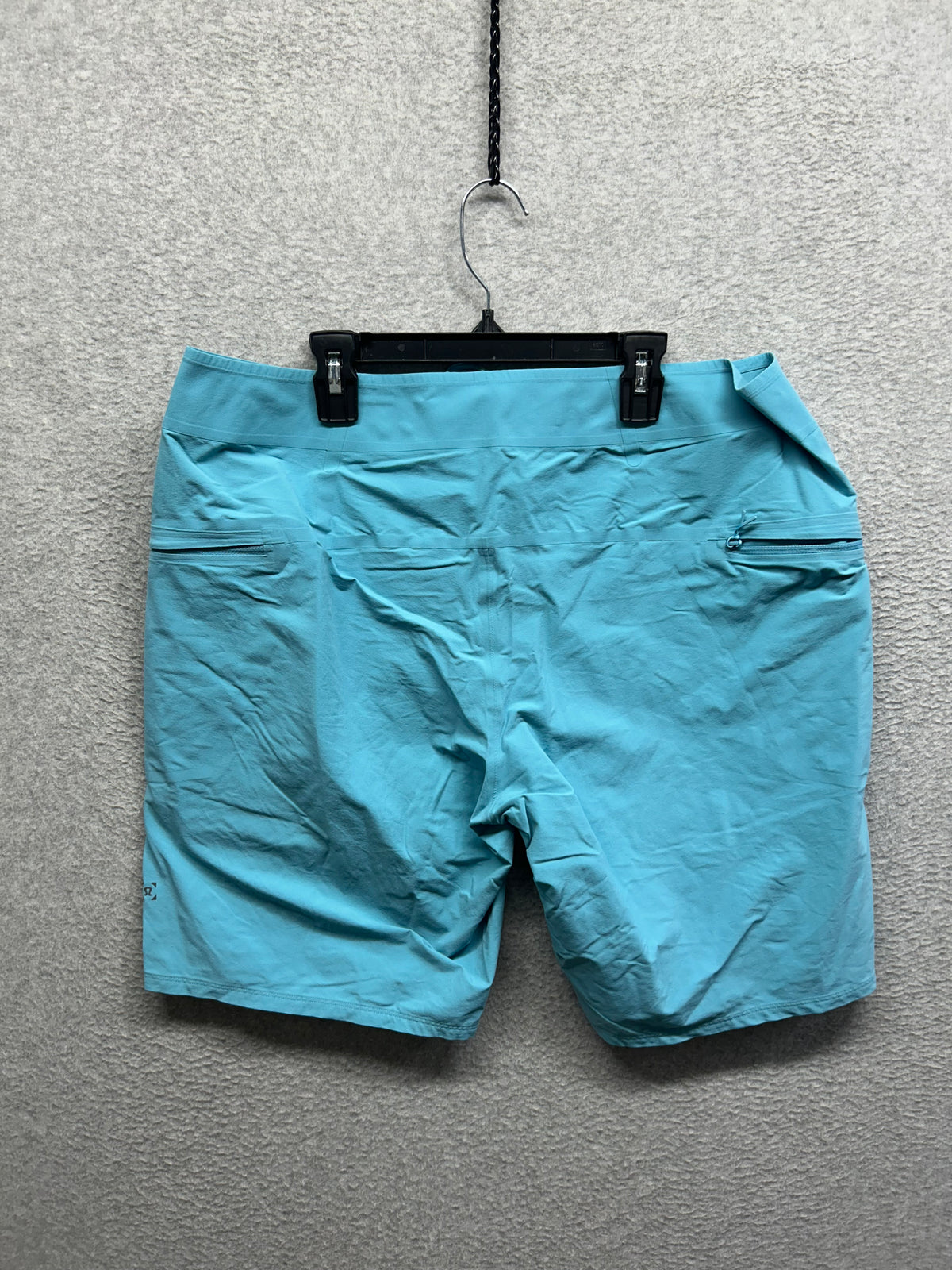 Lululemon Current State Board Short 9" Size 34 Blue