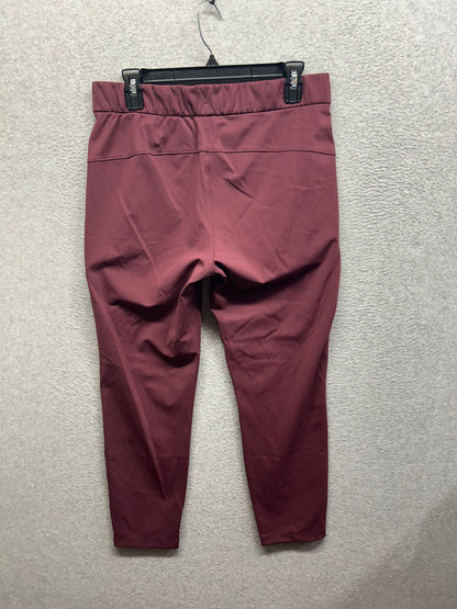Lululemon On The Fly Pant 28" Size 8 Redwood