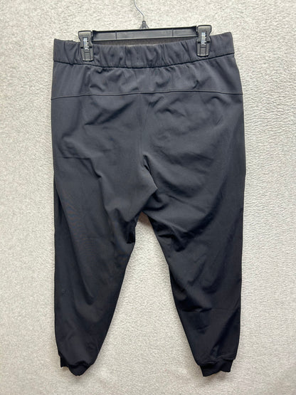 Lululemon On the Fly Jogger Luxtreme Size 10 Black