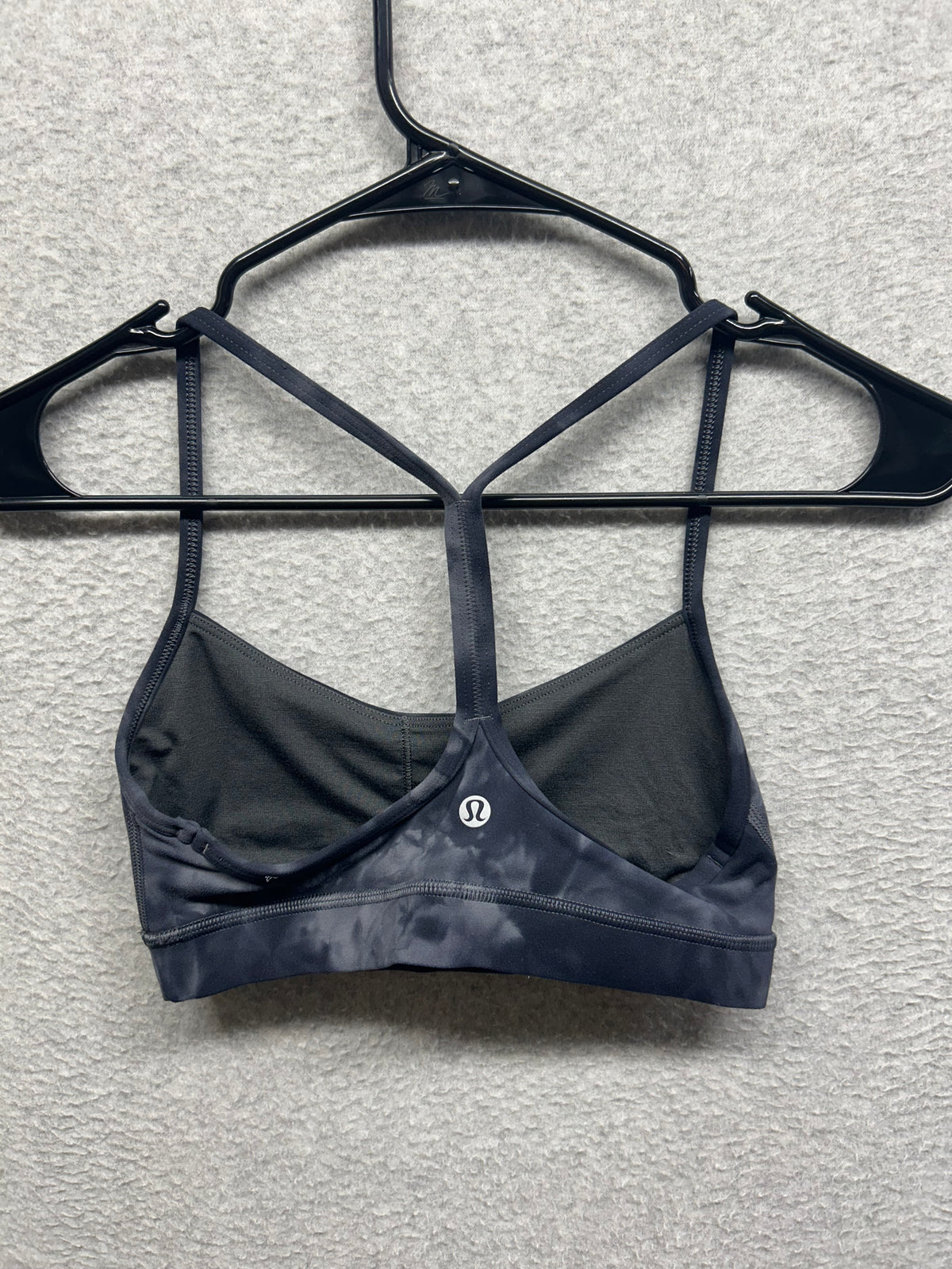 Lululemon Flow Y Bra Nulu Light Support, B/C Cup Size 4 Diamond Dye Pitch Grey Graphite Grey