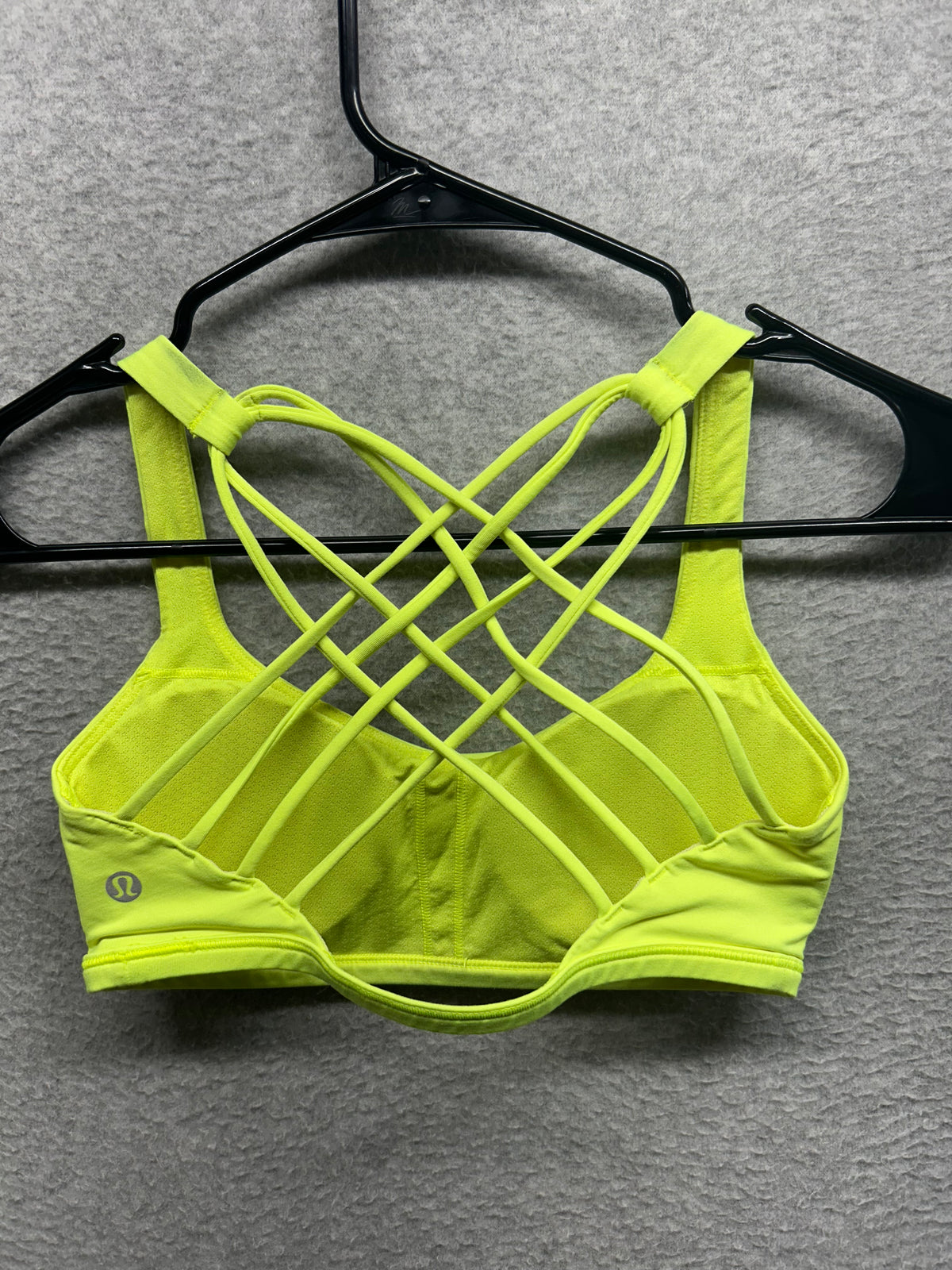 Lululemon Free To Be Bra Wild Light Support, A/B Cup Size 4 Highlight Yellow
