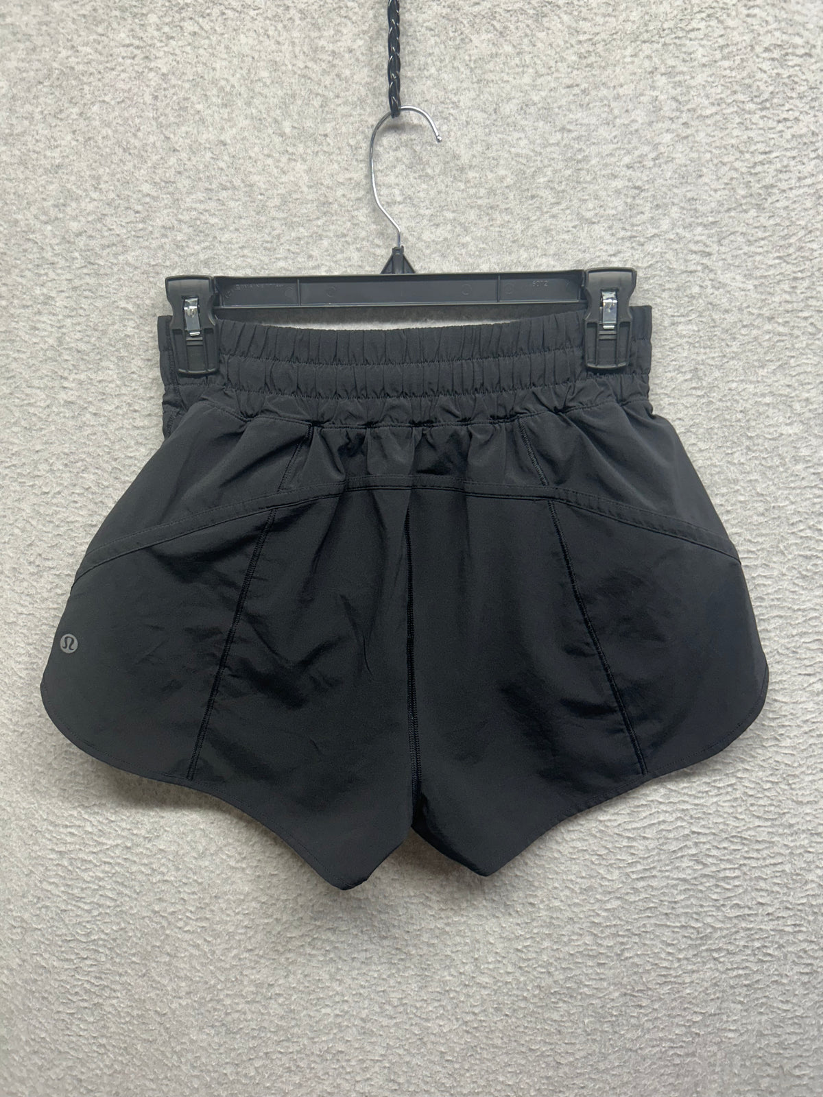 Lululemon Track That High-Rise Short 3" Lined Size 6 Black