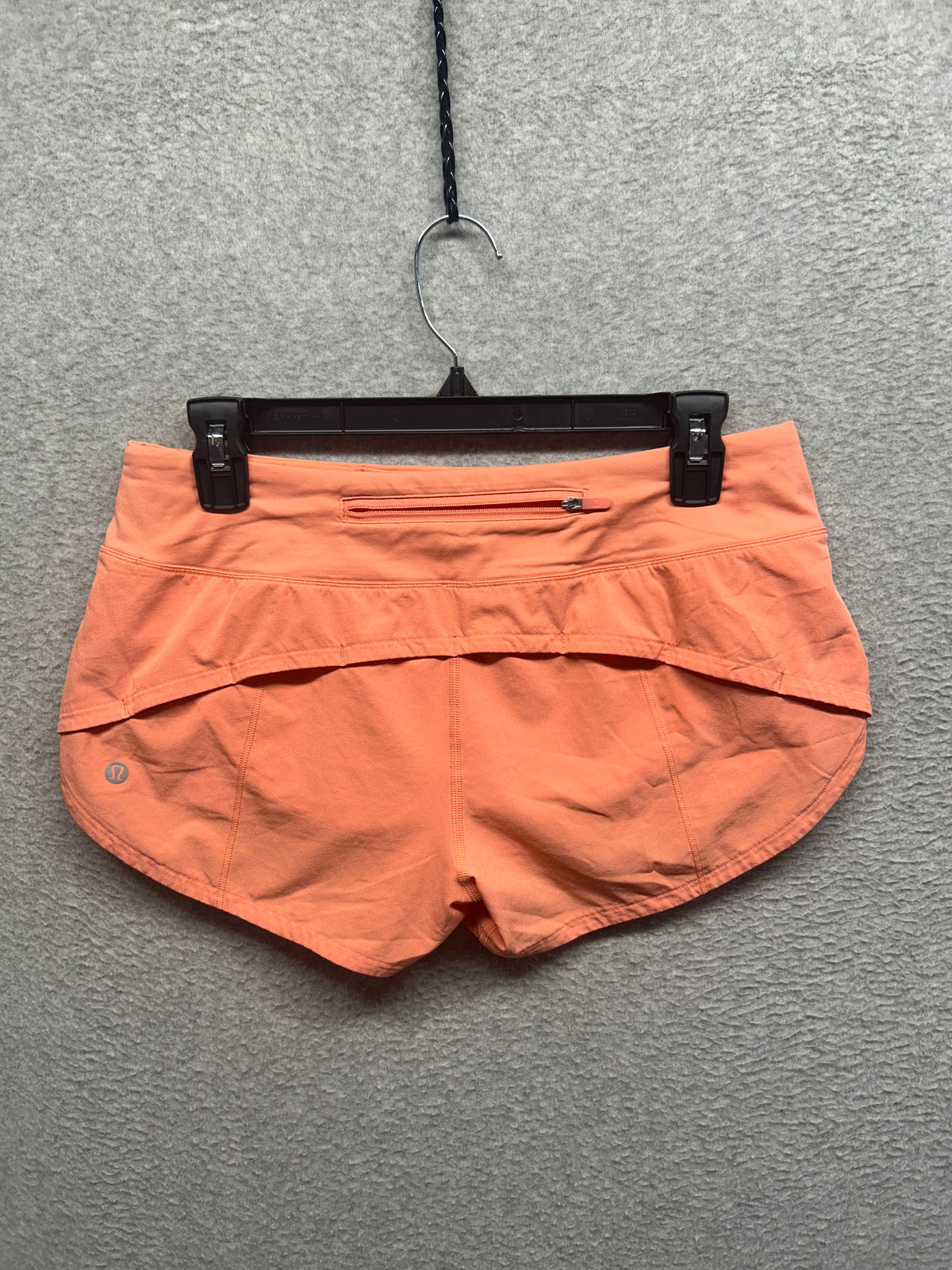 Lululemon Speed Up Low-Rise Lined Short 2.5" Size 6 Sunny Coral