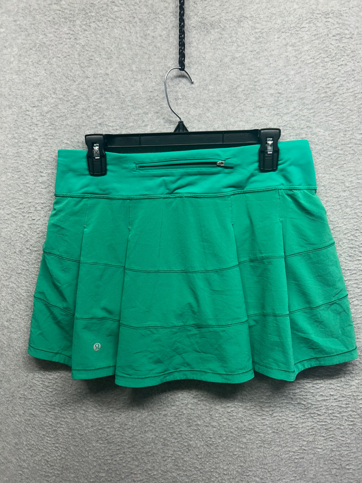 Lululemon Pace Rival Mid-Rise Skirt Long Size 8 Kelly Green