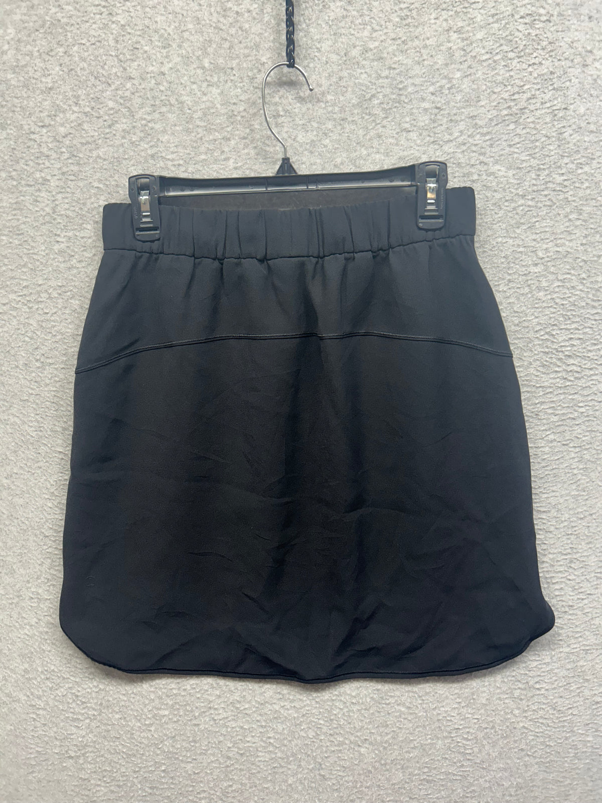 Lululemon On The Fly Skirt Woven Size 8 Black