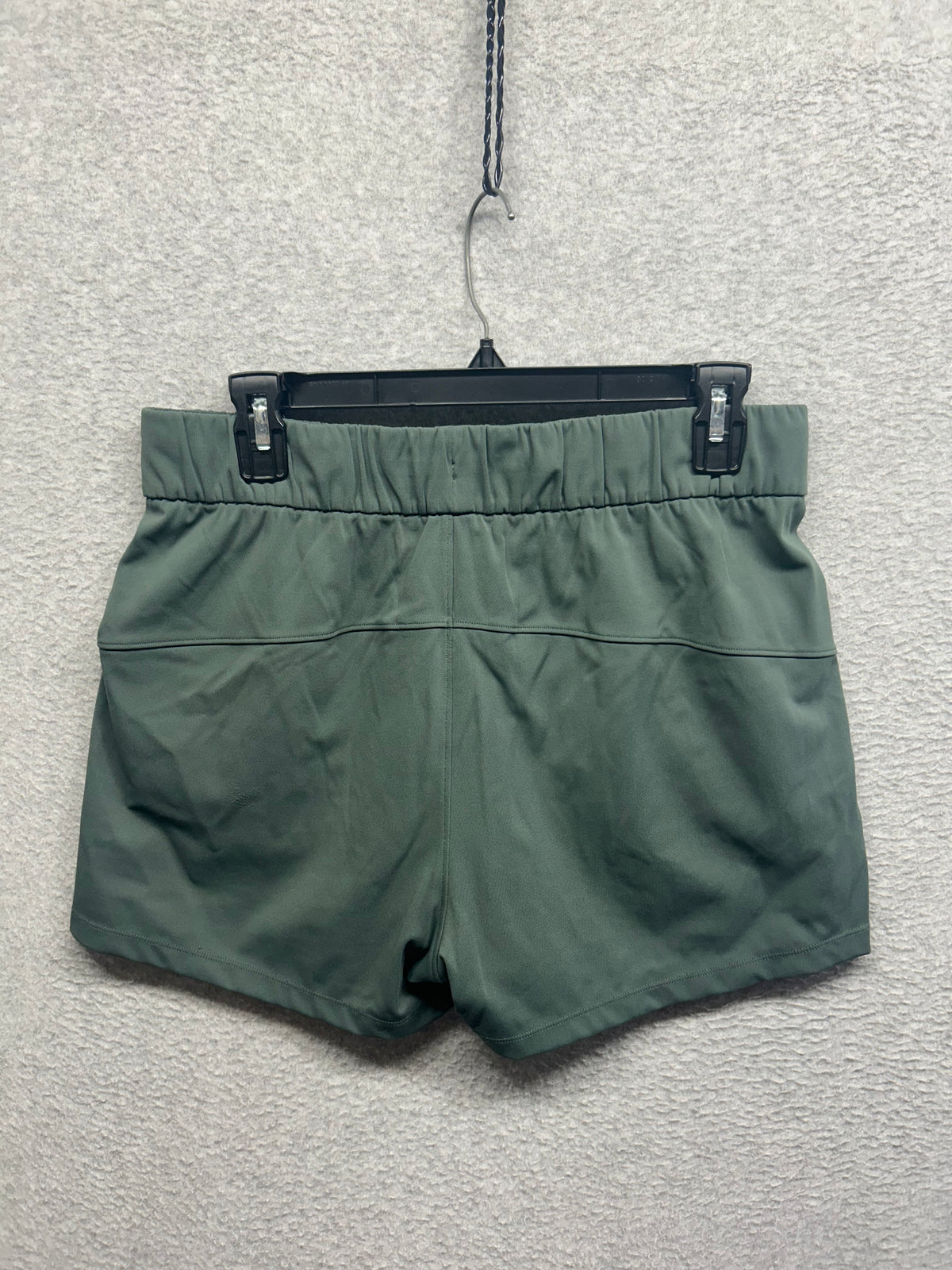 Lululemon On The Fly Short (3") Size 8 Dark Forest